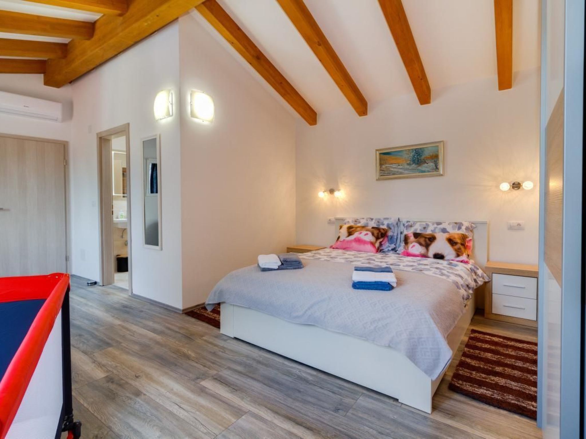 Neues Ferienhaus Nina in der Nähe von Rovinj-Drinnen