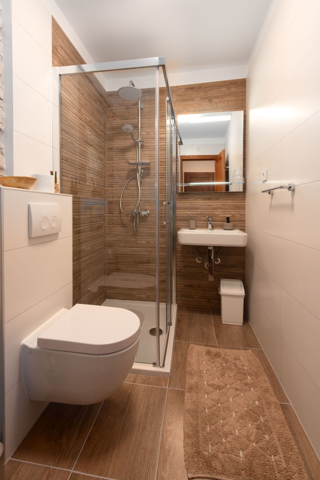 In Krculi mit Privatem Pool-Binnen