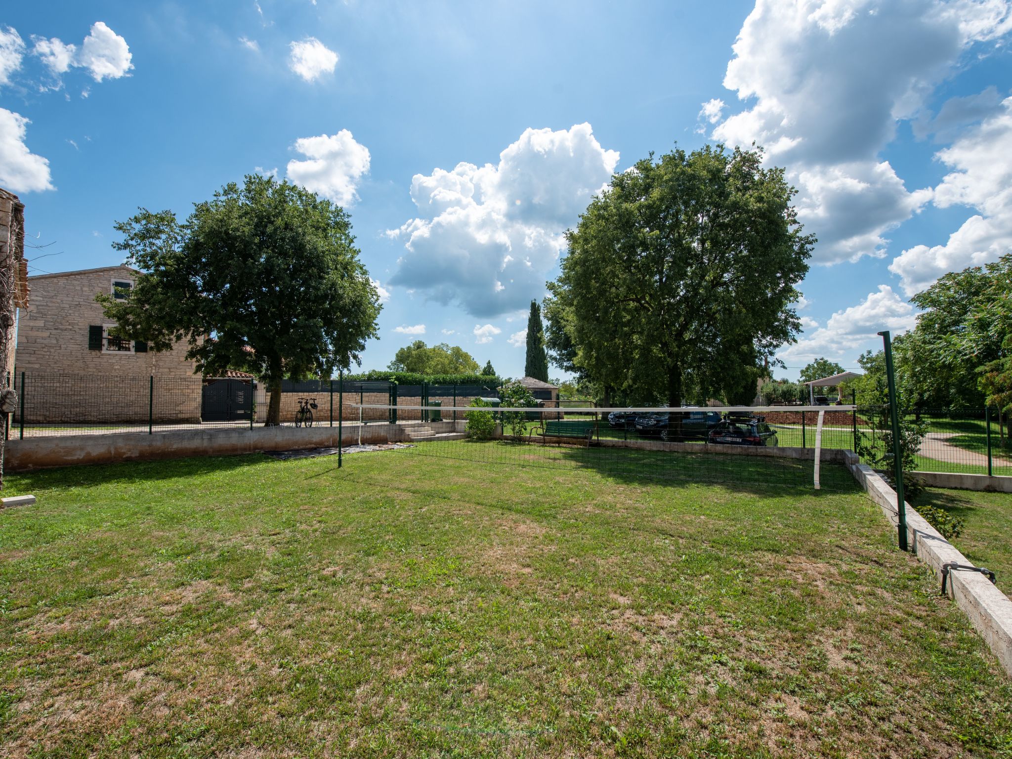 In Krculi mit Privatem Pool-Binnen