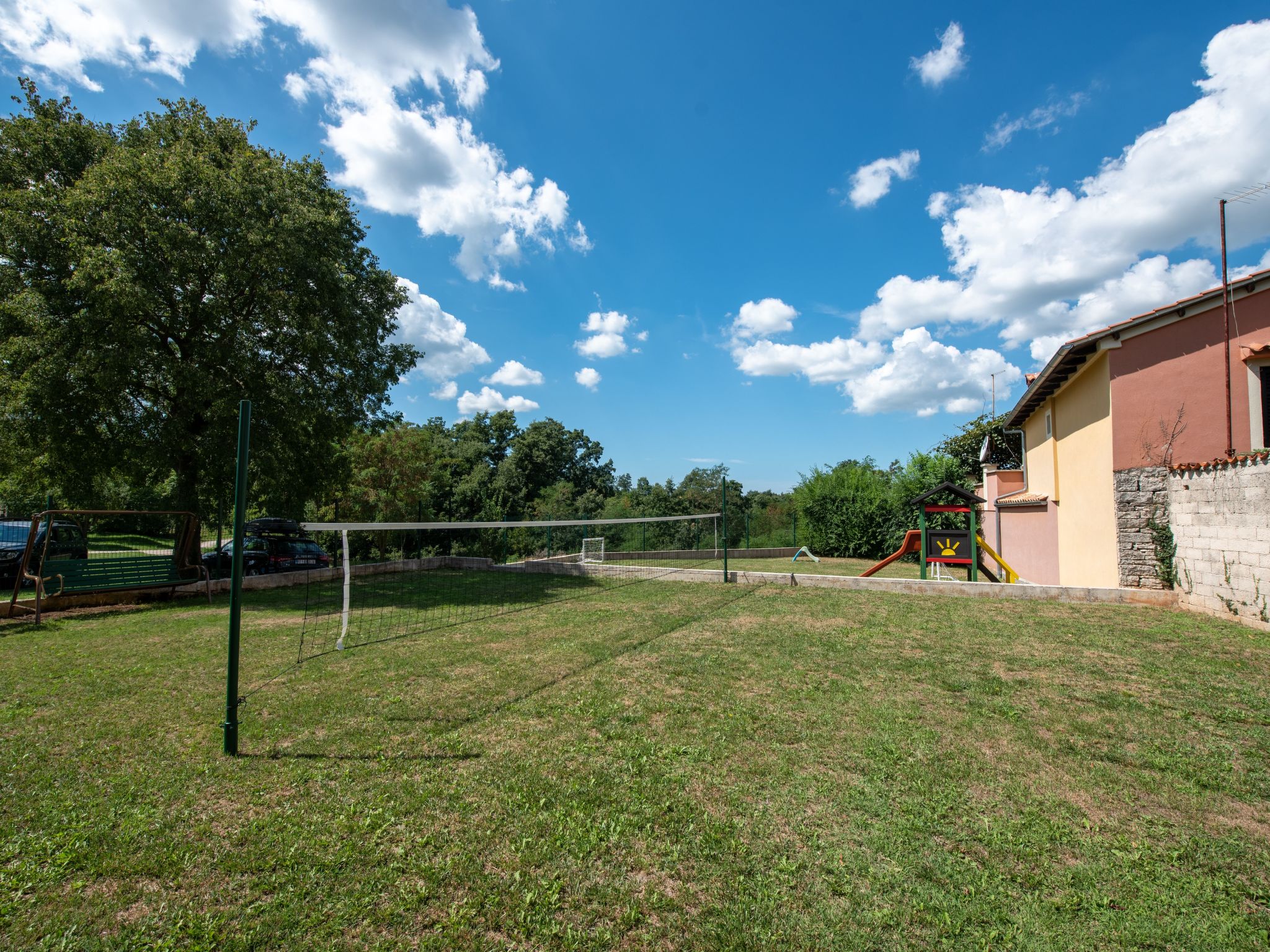 In Krculi mit Privatem Pool-Binnen