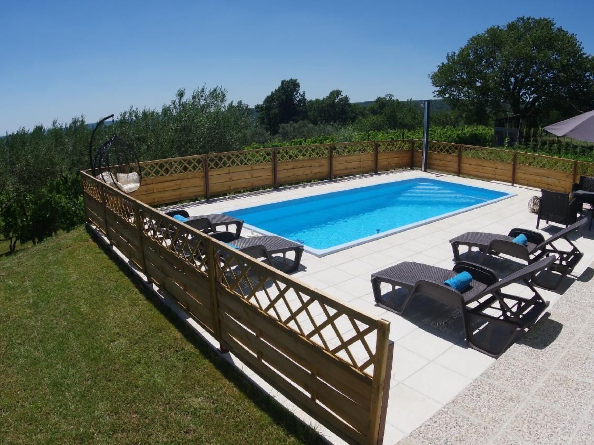 Wohnung mit privatem Pool und herrlicher Aussicht-Dedans