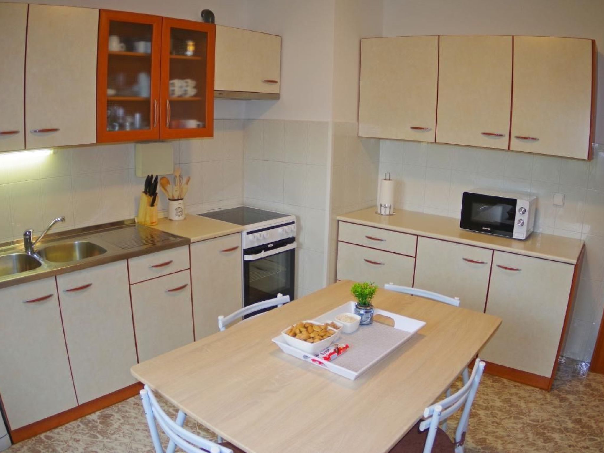 Wohnung mit privatem Pool und herrlicher Aussicht-Dedans