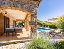 Villa Lara: Ruim vakantiehuis voor 7 in Cere, Istrië met omheinde tuin - thumbnail 6
