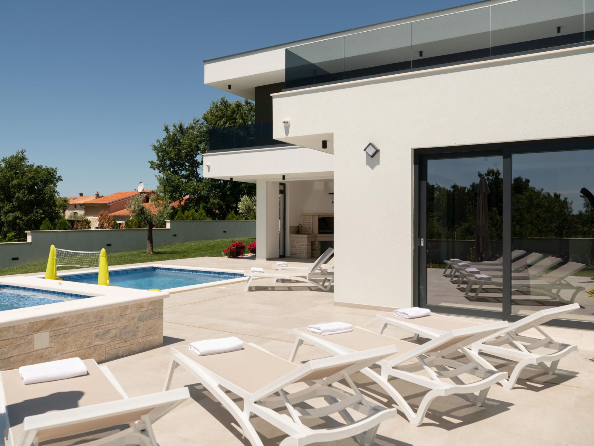 Villa MaEm-Image-tags.info