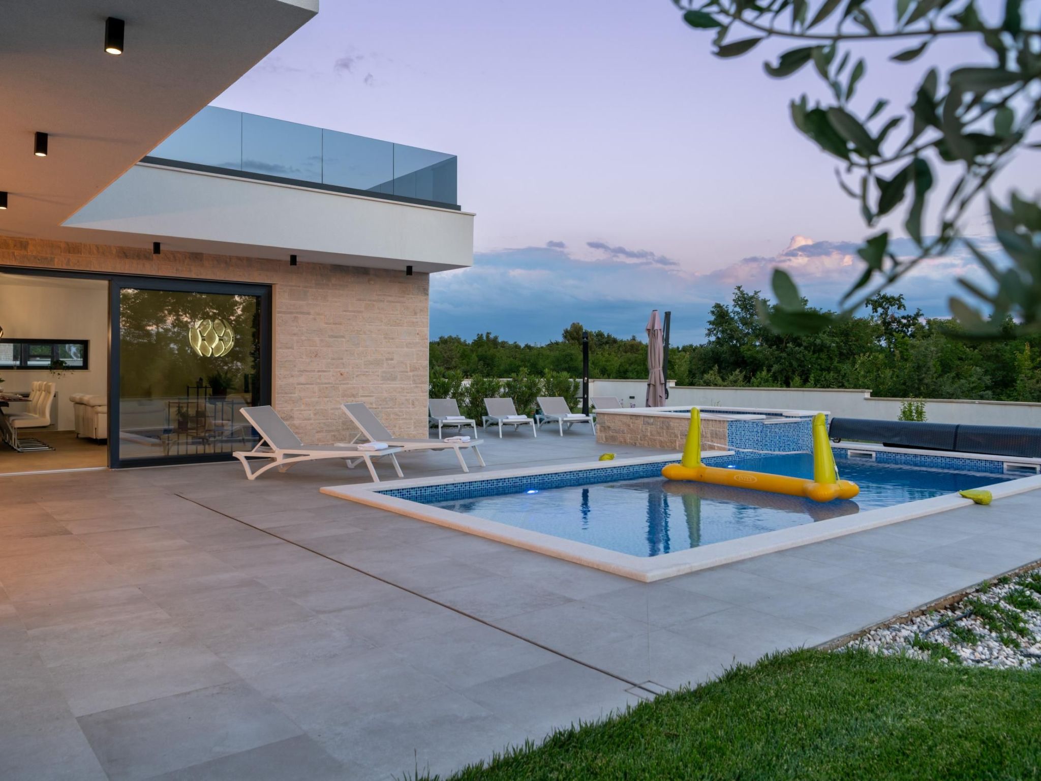 Villa MaEm-Image-tags.info