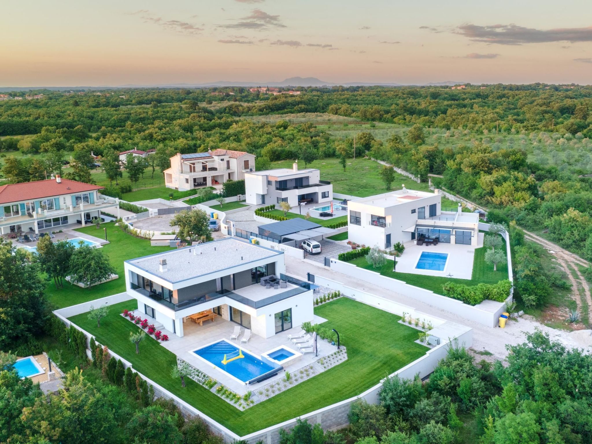 Villa MaEm-Image-tags.info