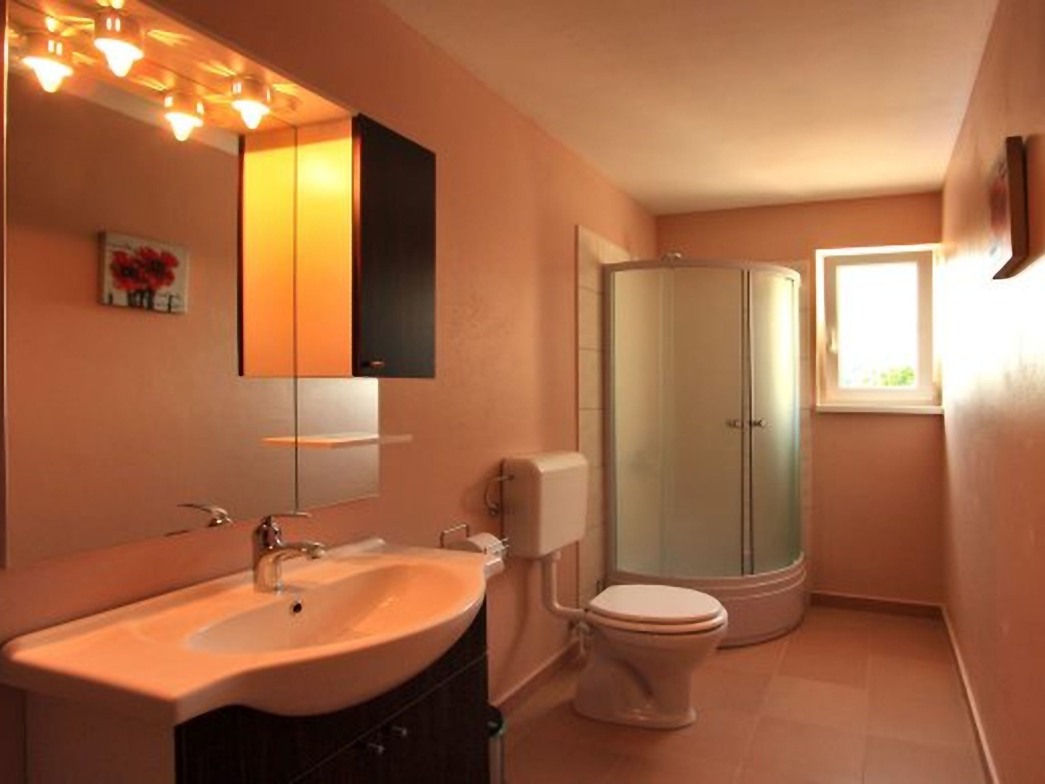 Wunderschönes Ferienhaus in Cere mit Privatem Pool-Dedans