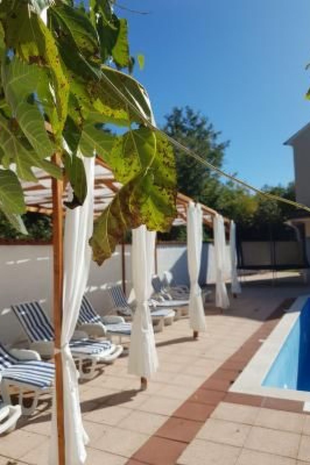 Wunderschönes Ferienhaus in Cere mit Privatem Pool-Binnen