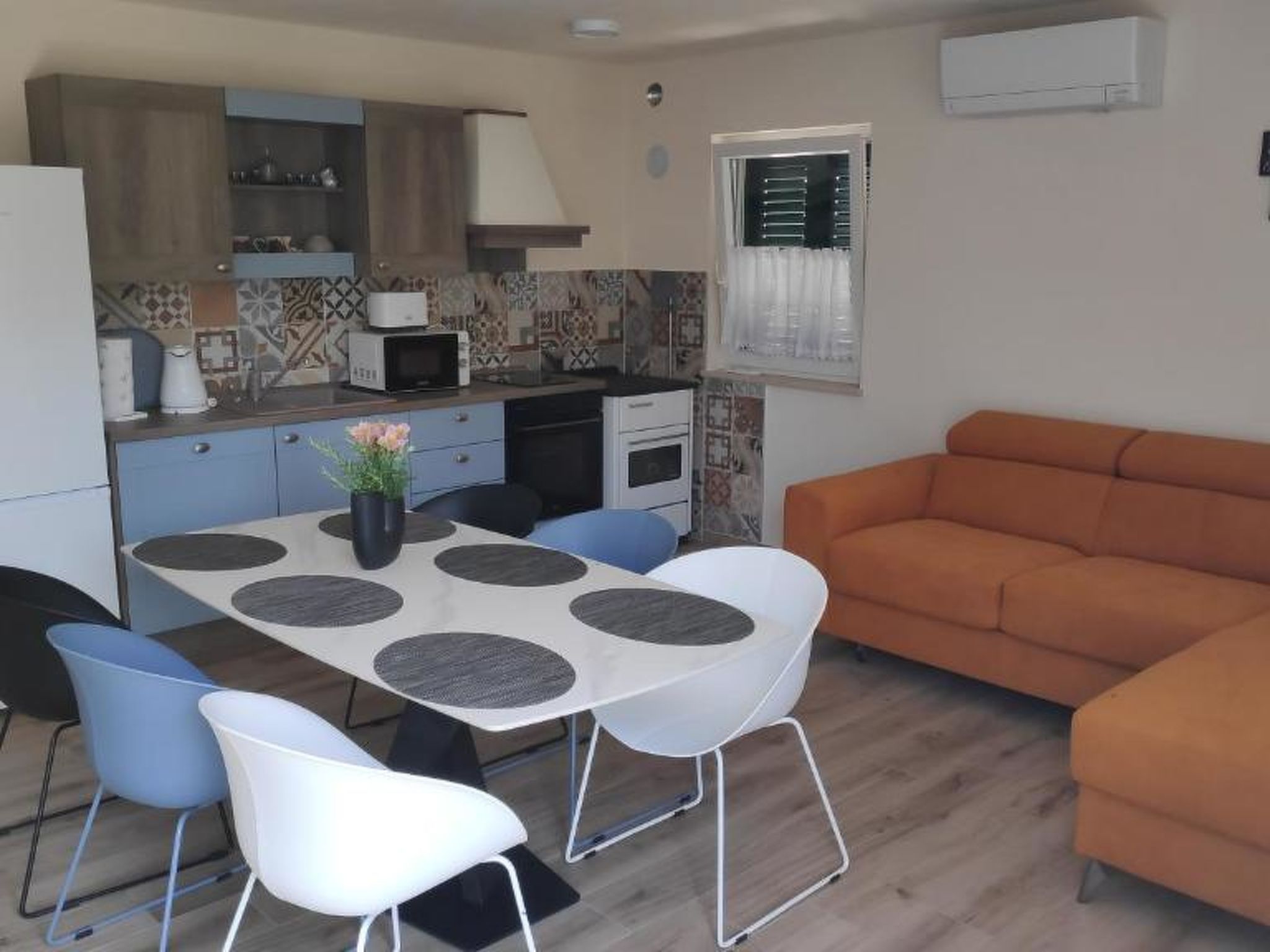 House Perina hiža - Image-tags.info