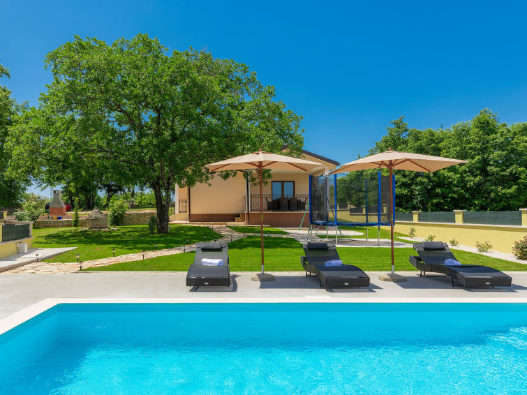 Vrijstaand vakantiehuis Villa Aniva met privézwembad in Žminj in Rovinj/Žminj