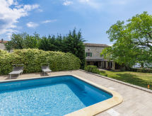 Villa Krase: Vrijstaande oase met privézwembad op 20 meter van de Adriatische Zee - thumbnail 1