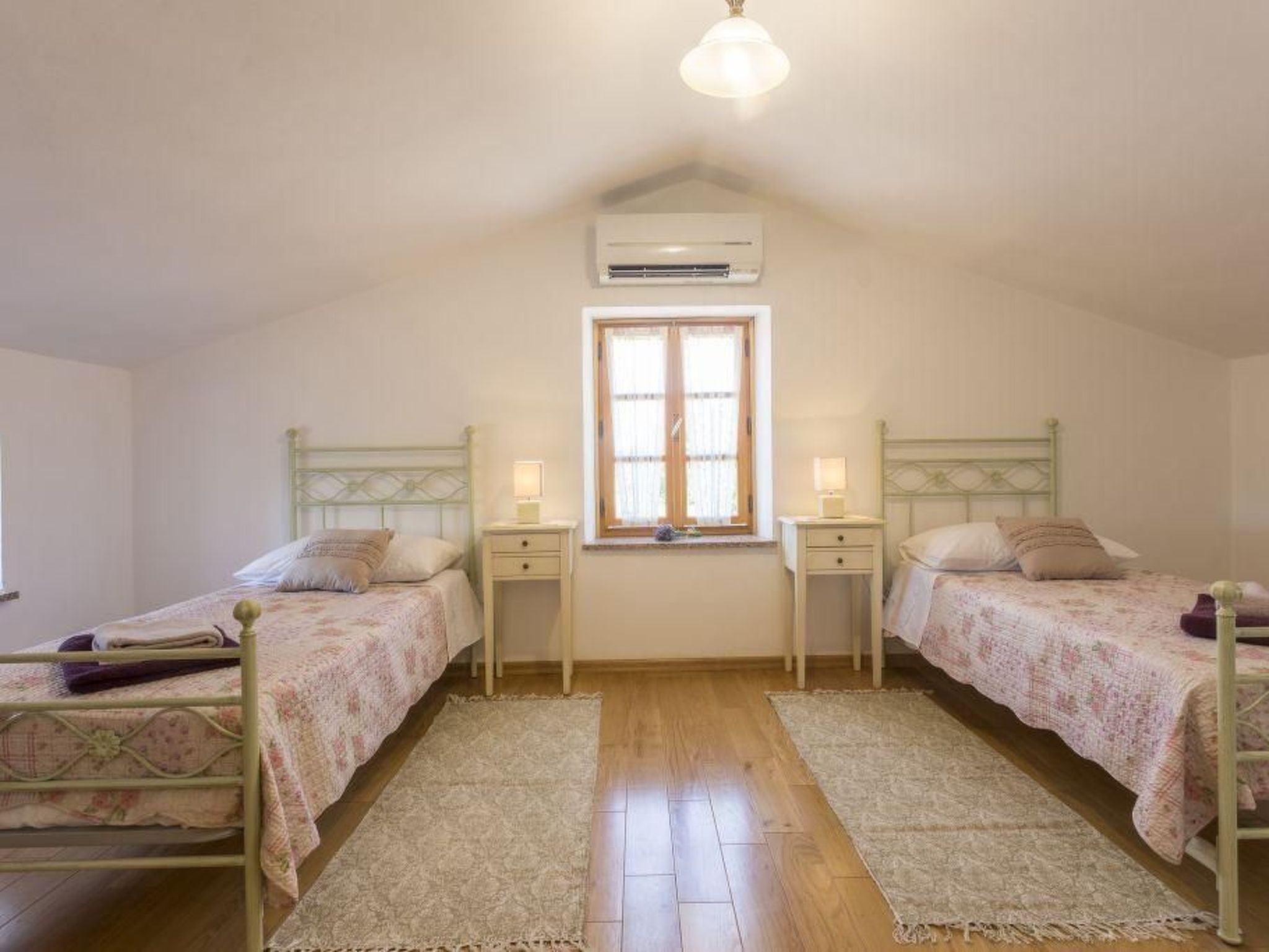 "Haus Matija"-Binnen