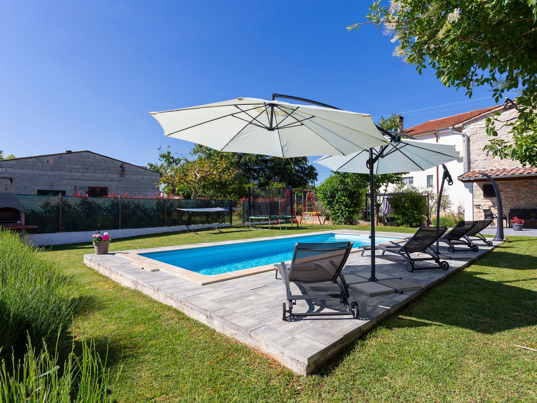 Haus Furlani mit schönem Garten und privatem Pool-Binnen