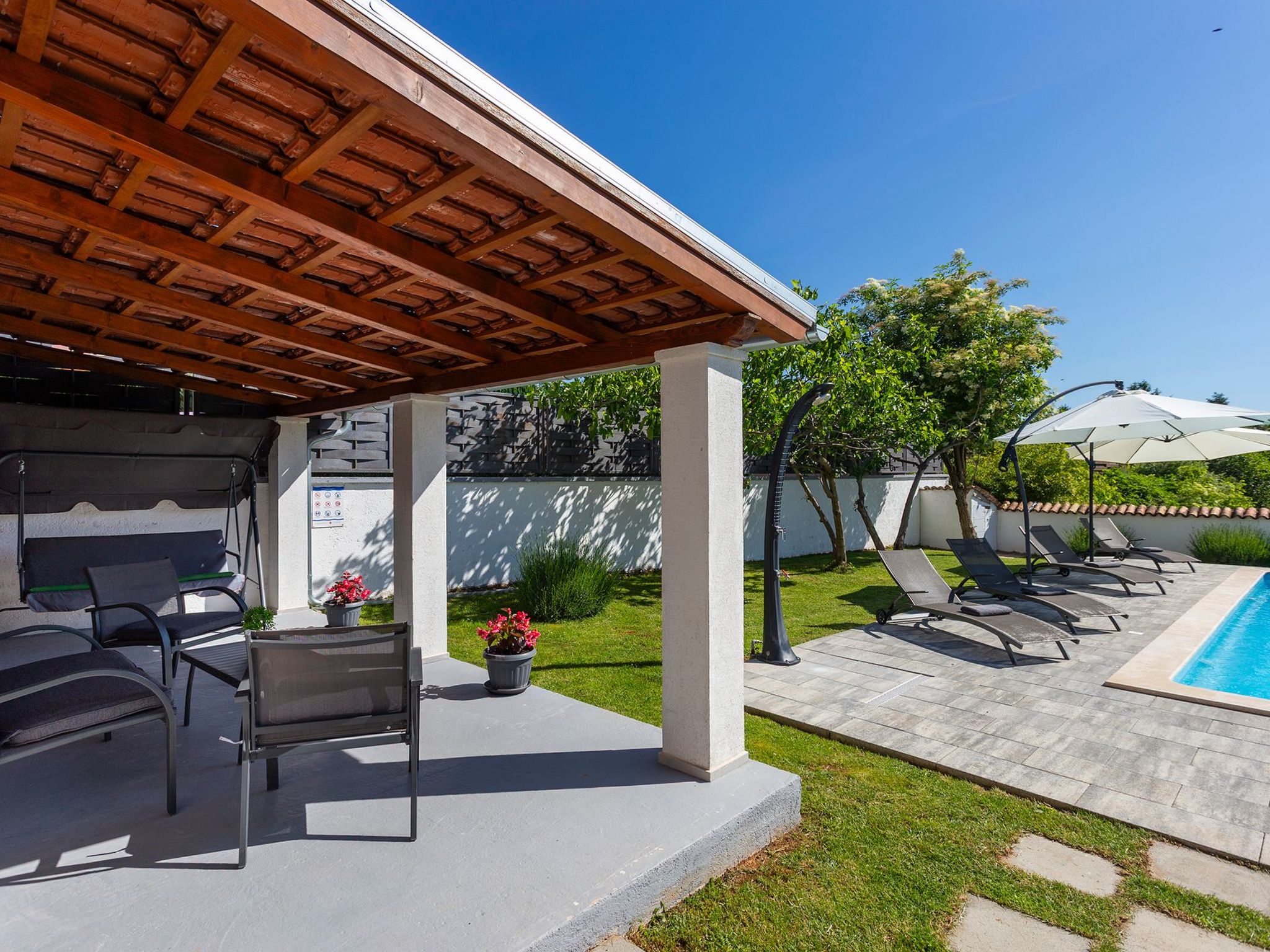 Haus Furlani mit schönem Garten und privatem Pool-Binnen