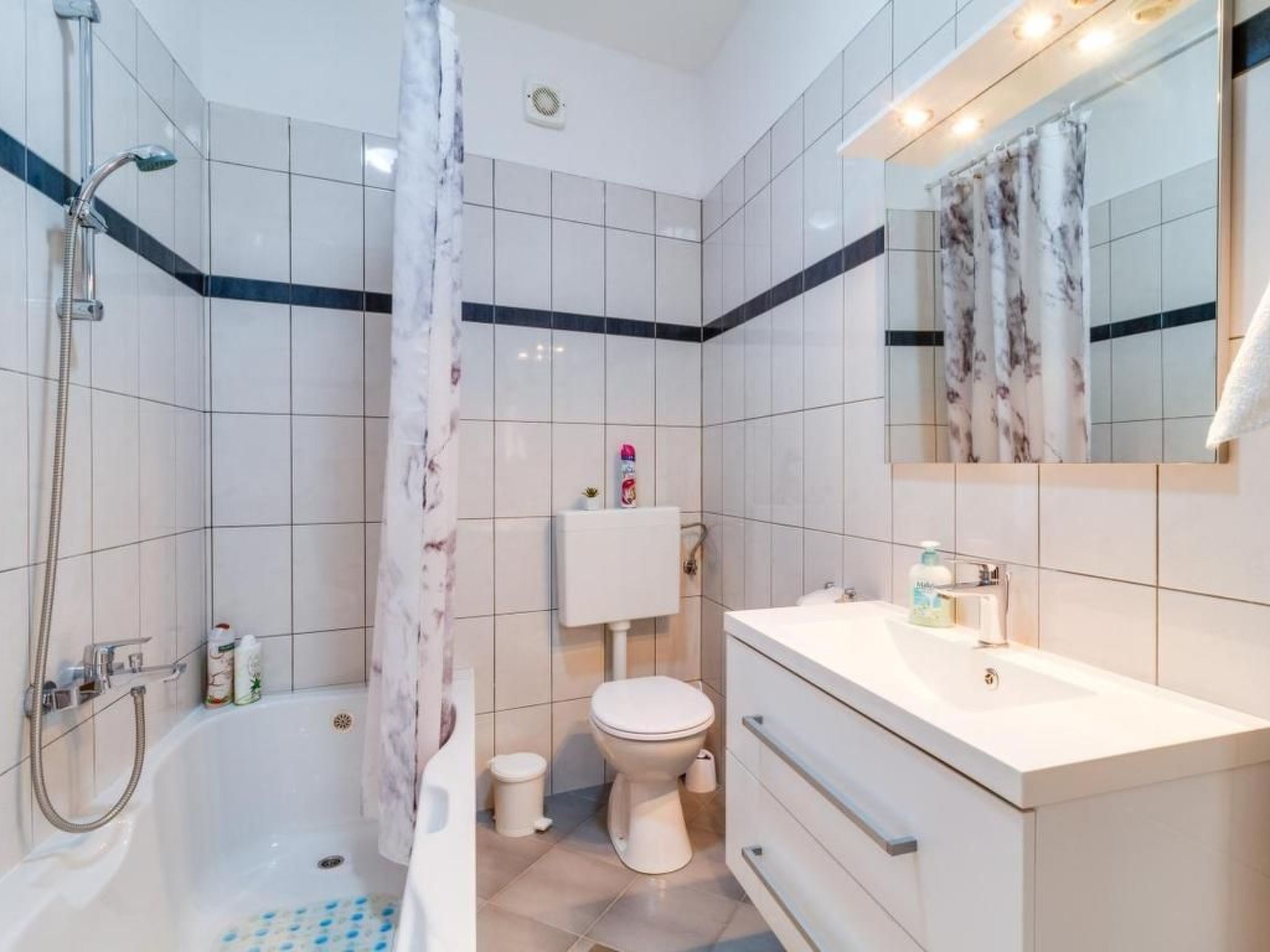 Haus Furlani mit schönem Garten und privatem Pool-Binnen