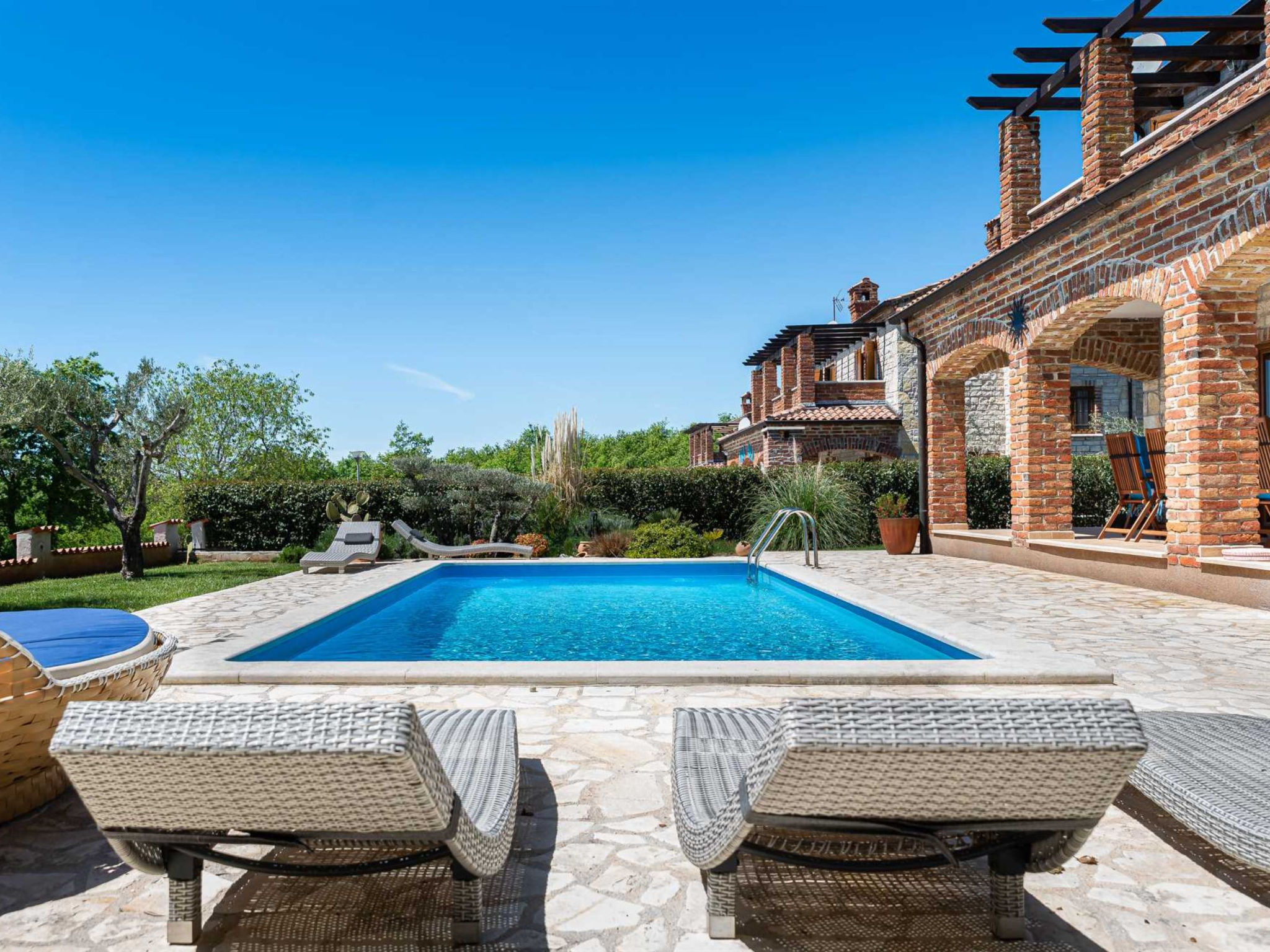 Villa Toscana Sole with pool