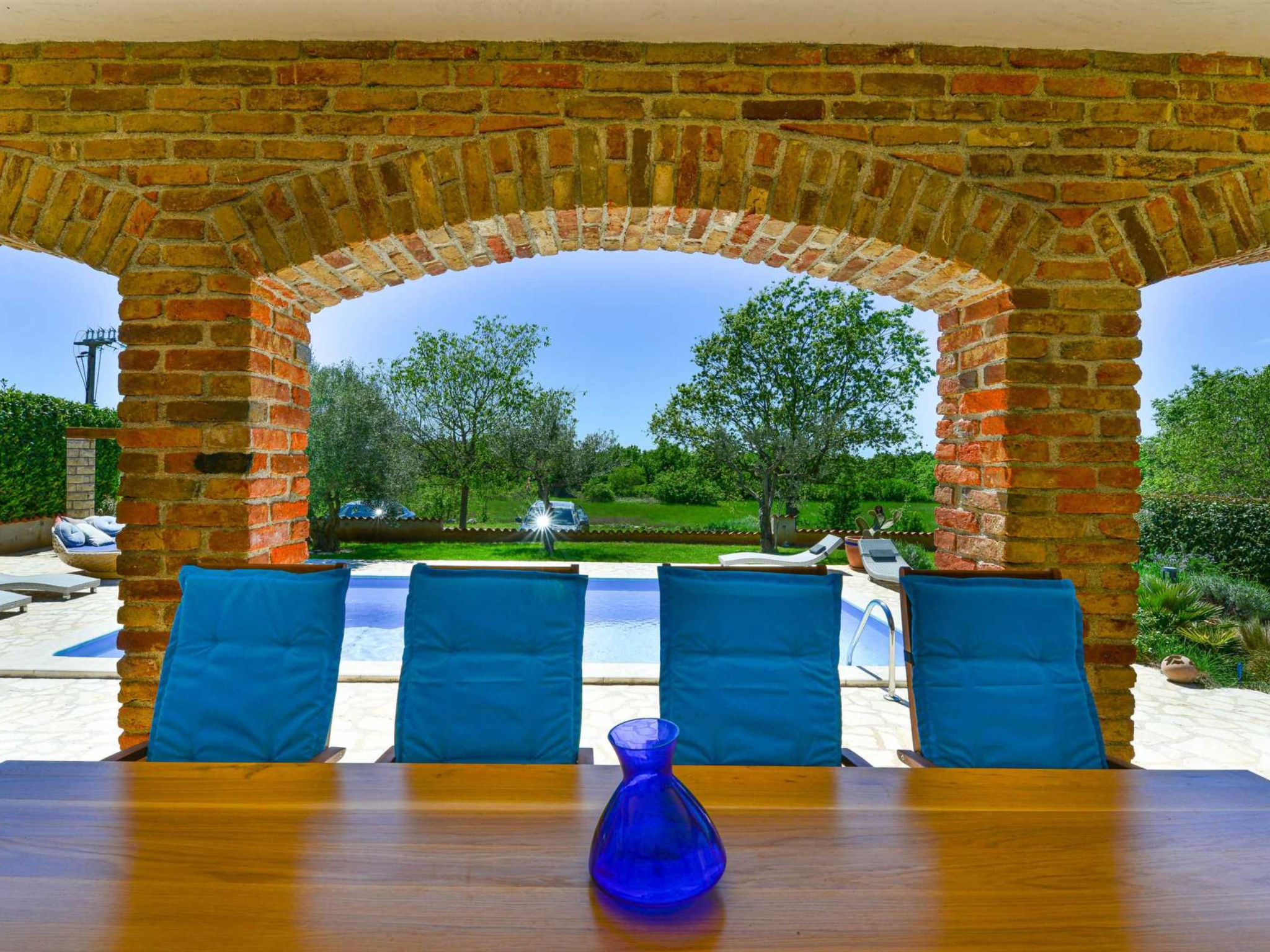  — Terrace (3 of 40)