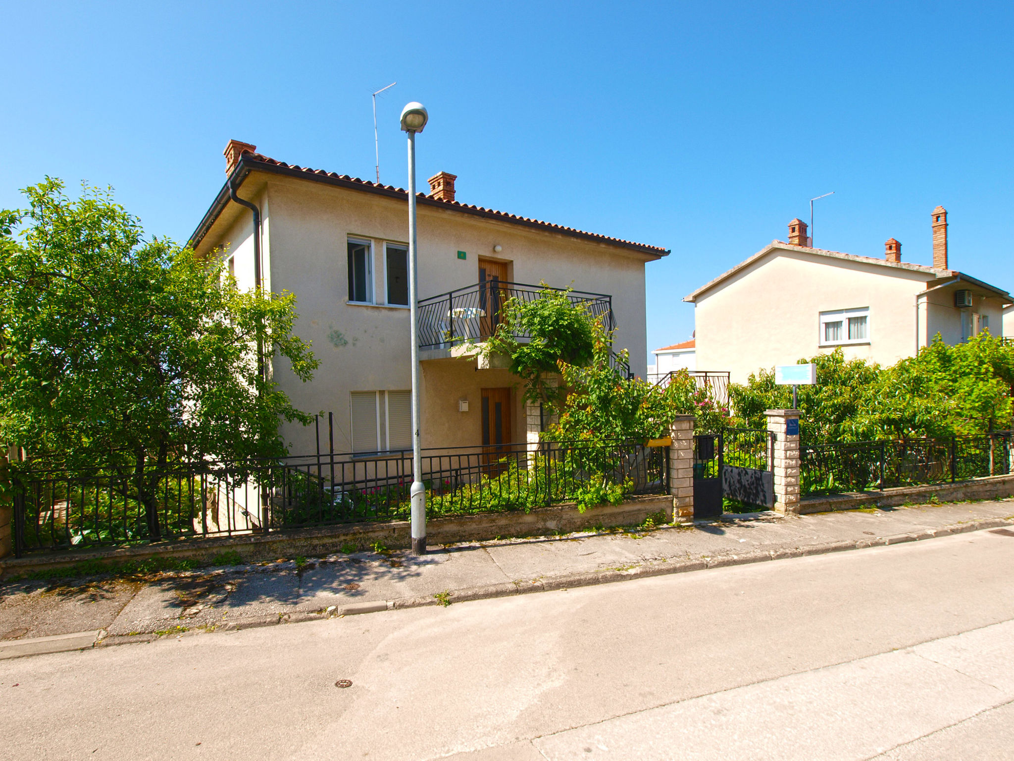 Apartment 1828