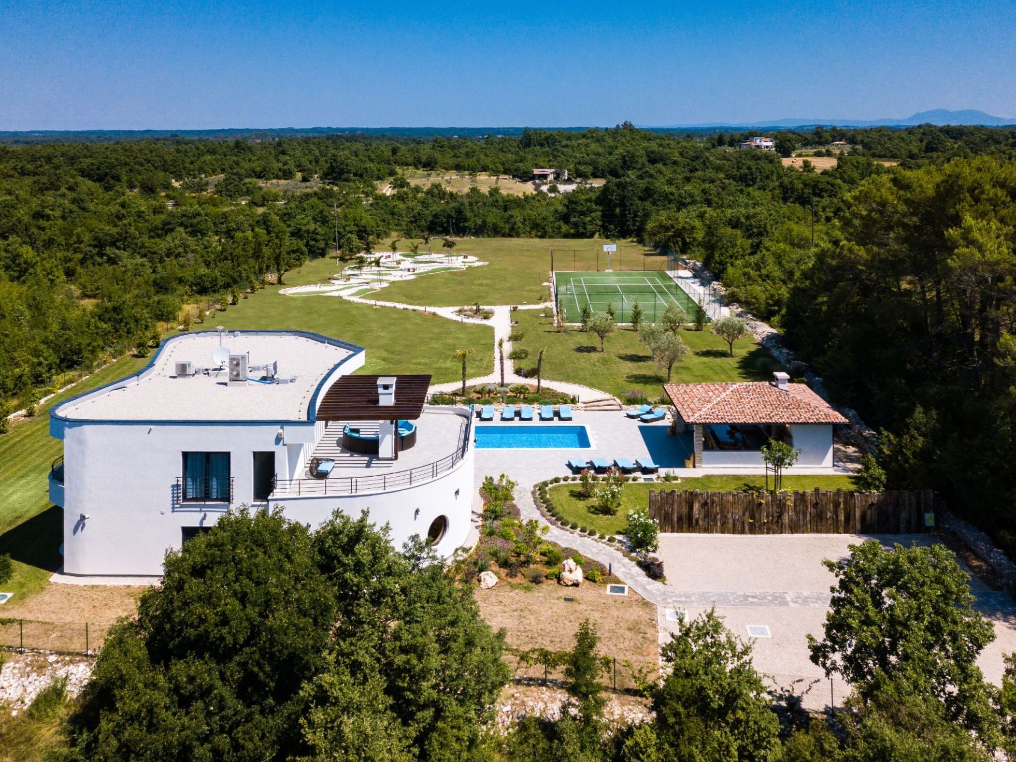 Sommer 'Villa La Dominika-Image-tags.info