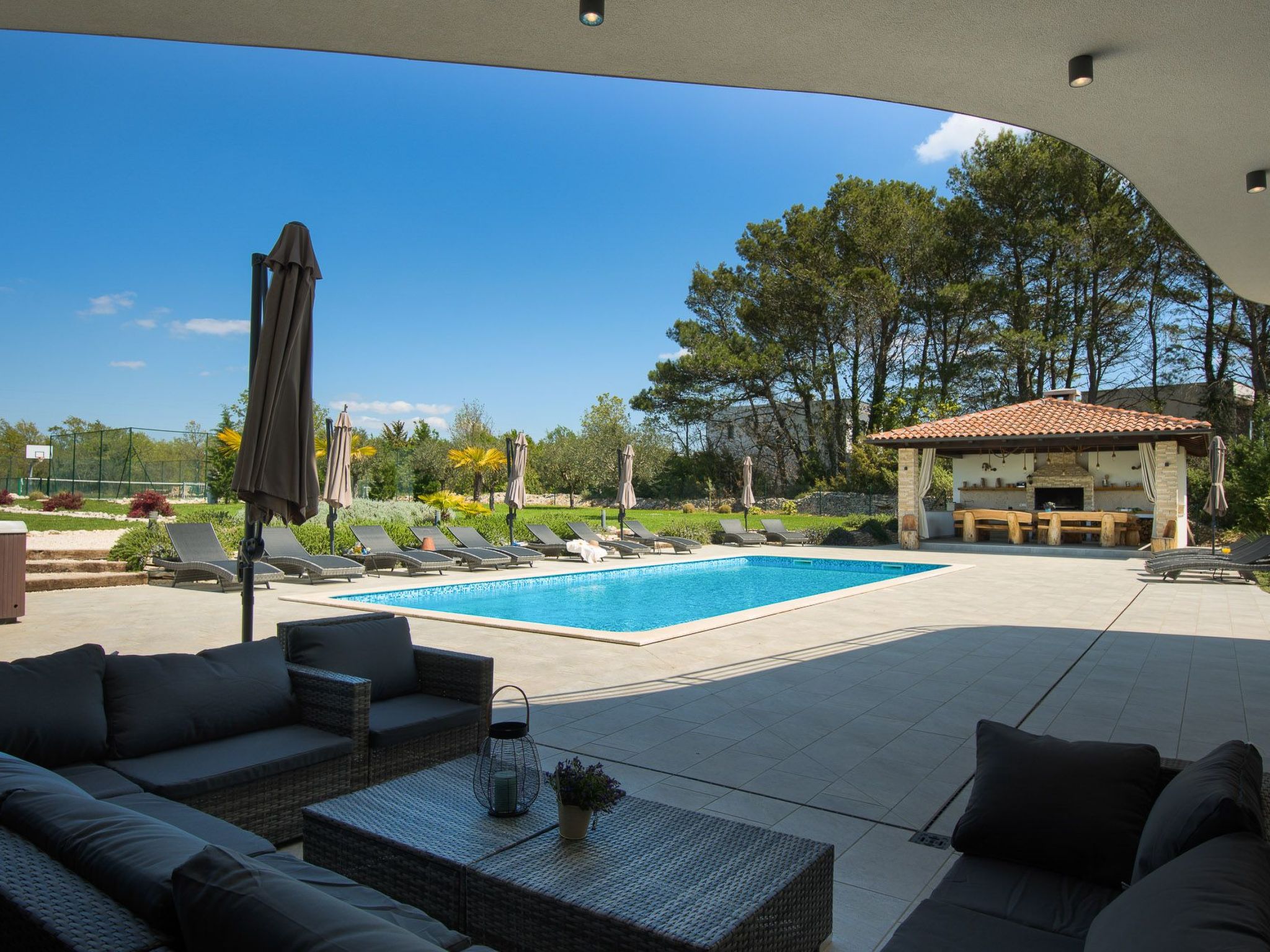 Sommer 'Villa La Dominika-Image-tags.info