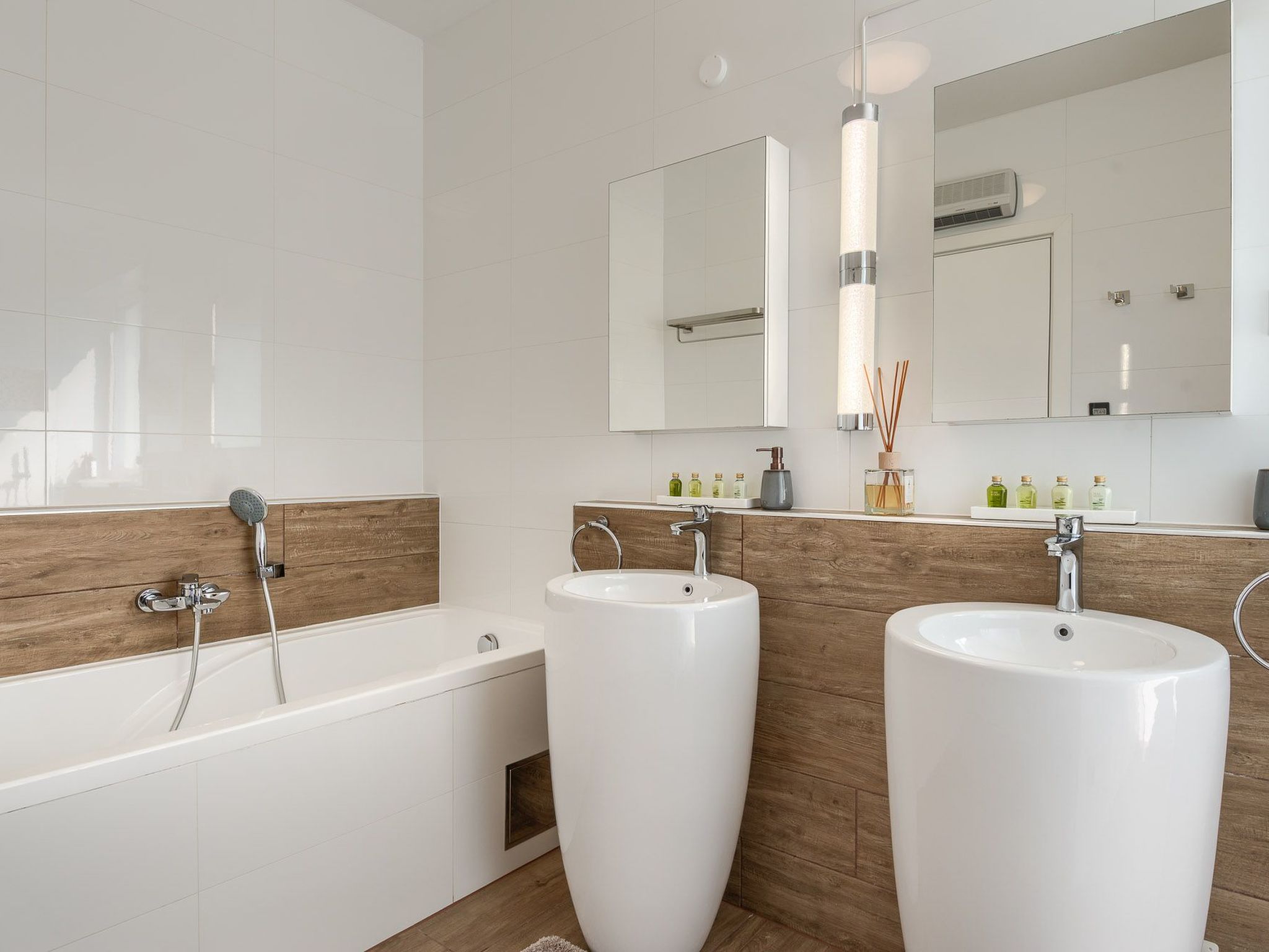 Sommer 'Villa La Dominika-Image-tags.info