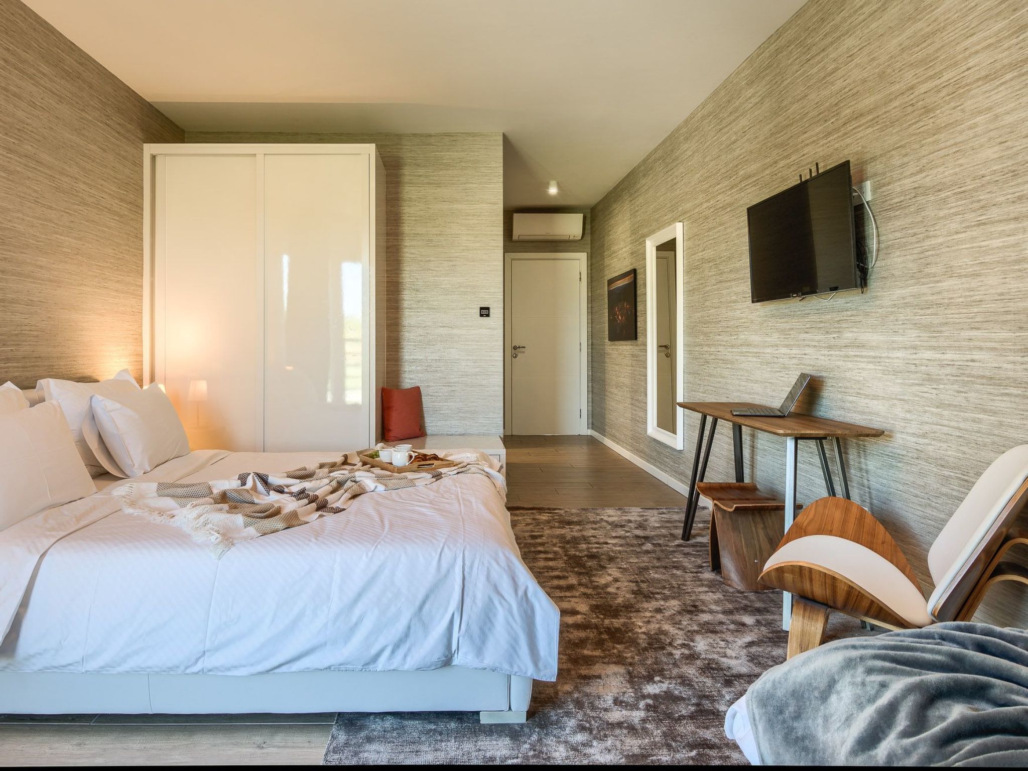 Sommer 'Villa La Dominika-Image-tags.info