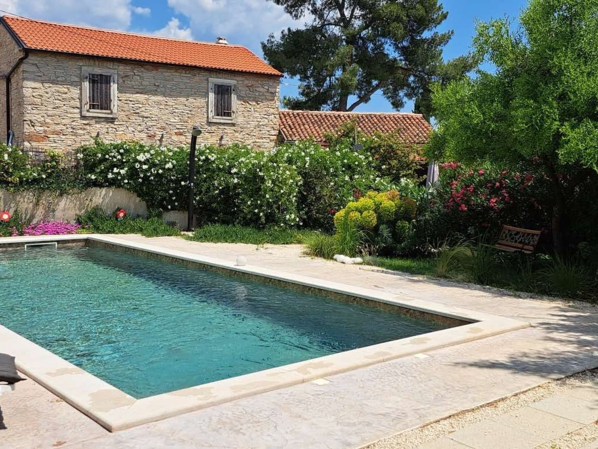 Eti und Mia , 13 personen, piscine-Image-tags.info