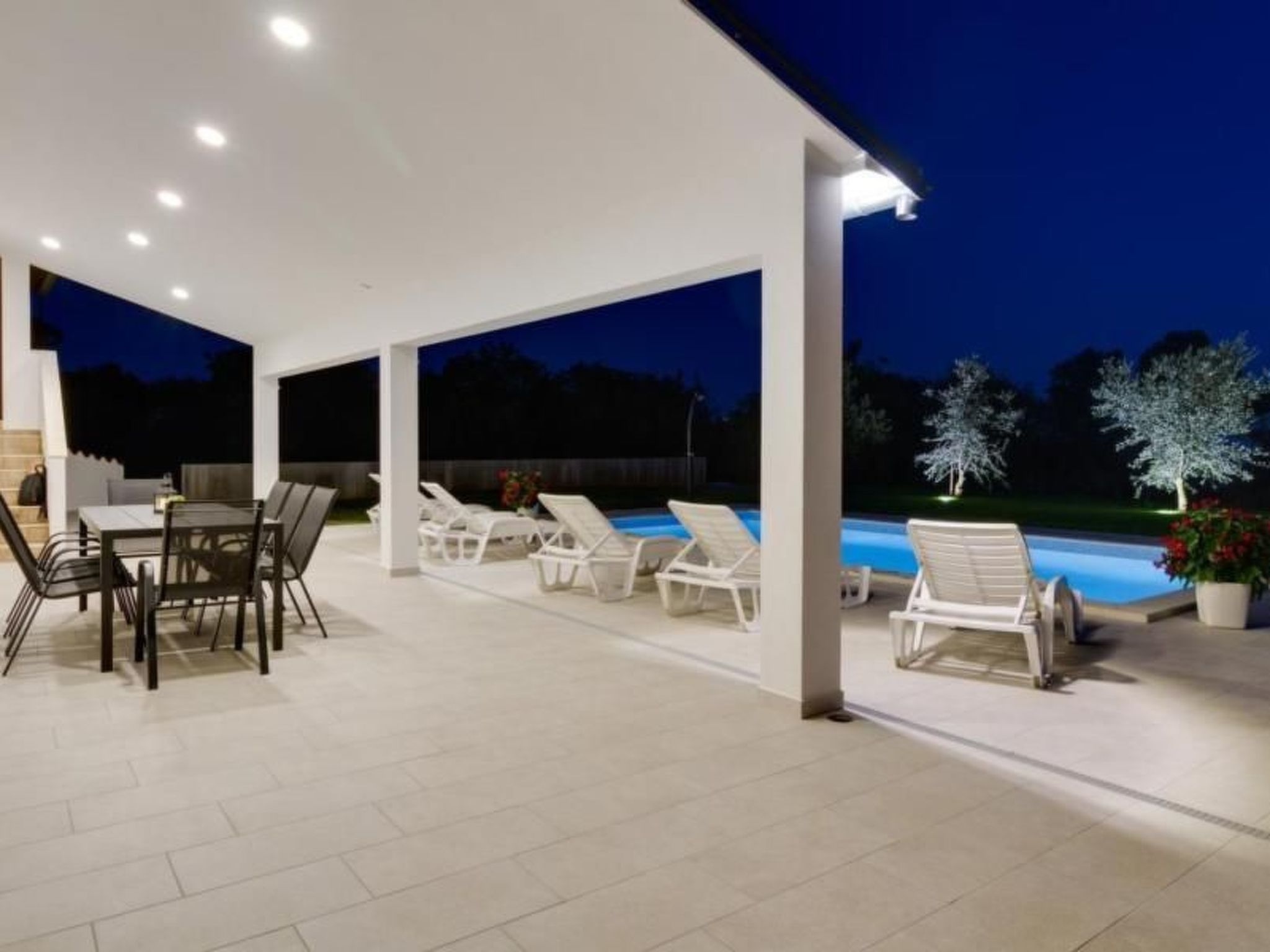 "Haus Piljan"-Binnen