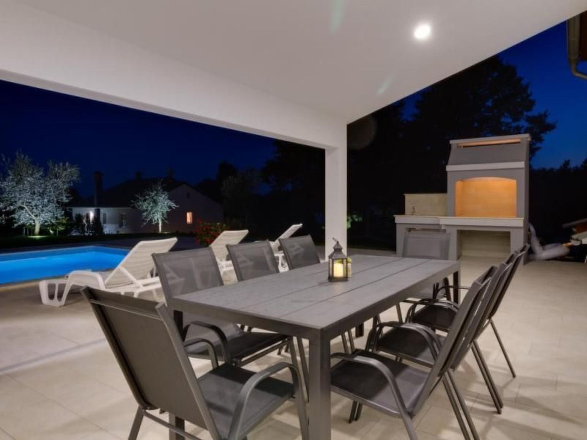 "Haus Piljan"-Binnen