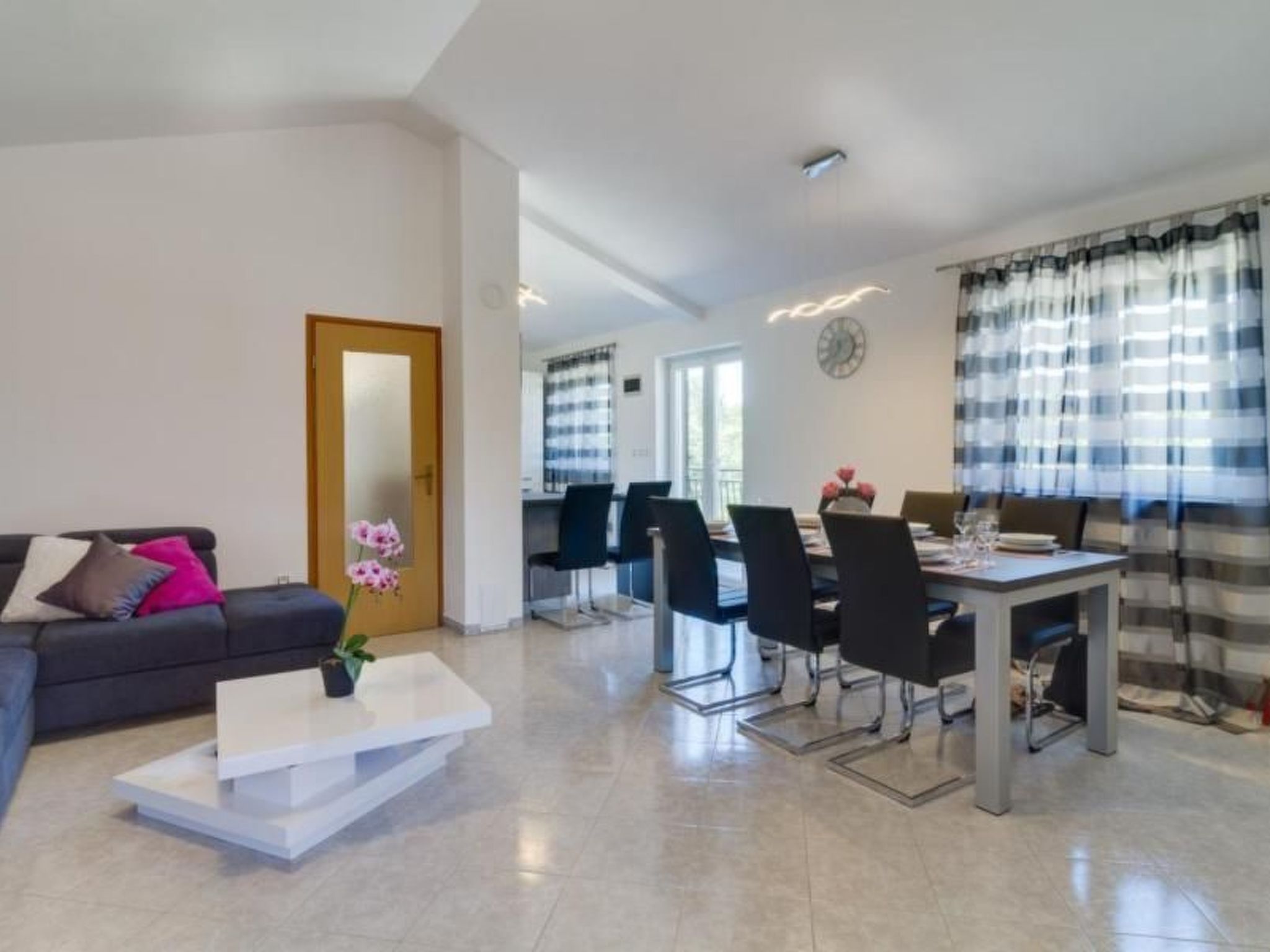 "Haus Piljan"-Binnen