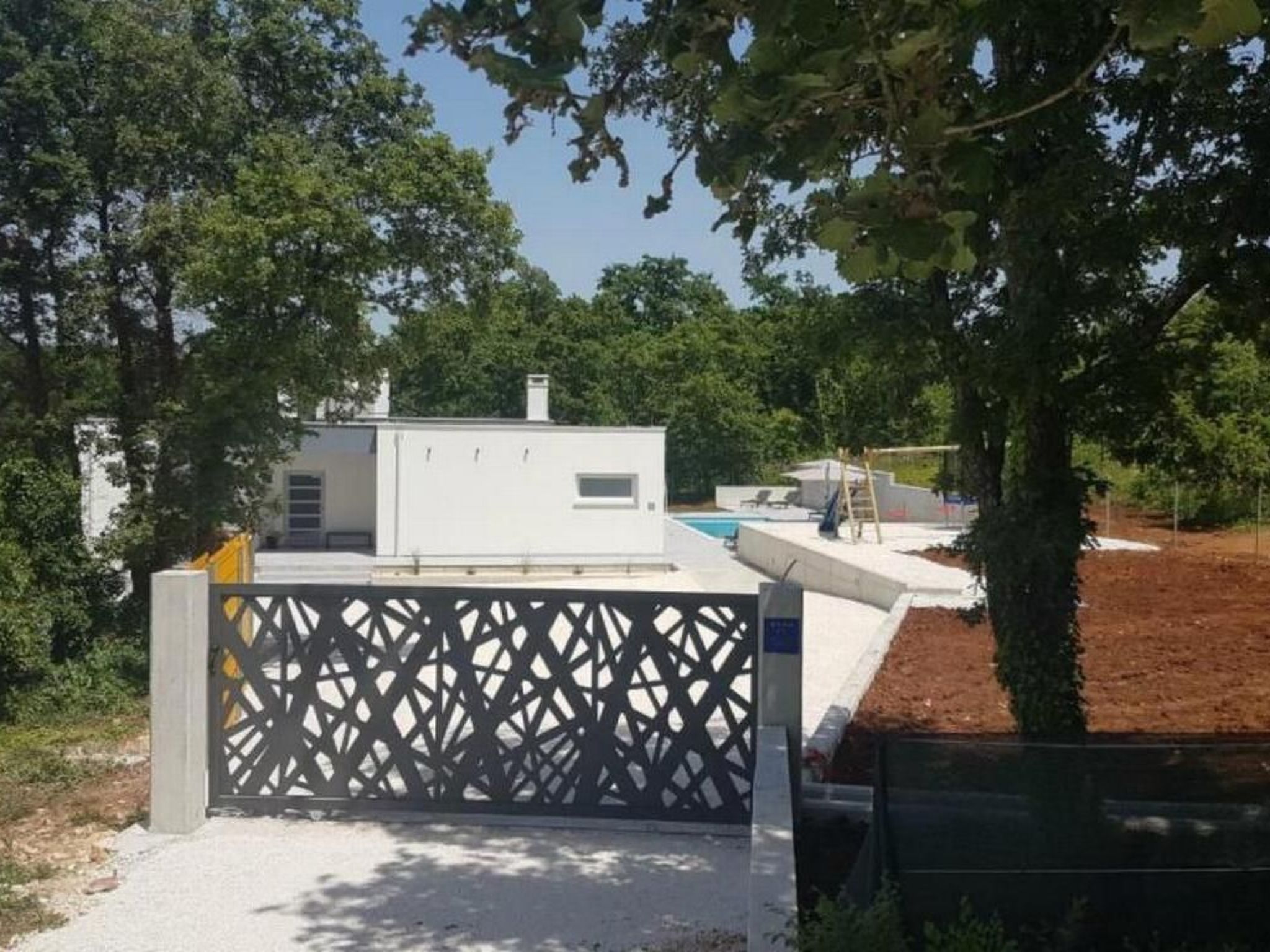 Villa Sanivaro mit beheiztem Pool und Whirlpool-Inside