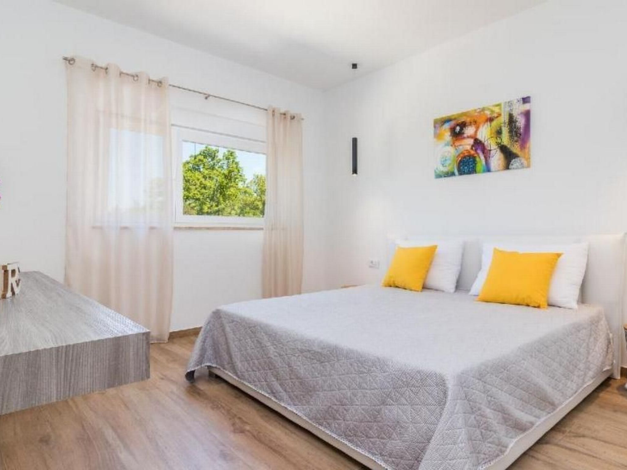 Villa Sanivaro mit beheiztem Pool und Whirlpool-Inside