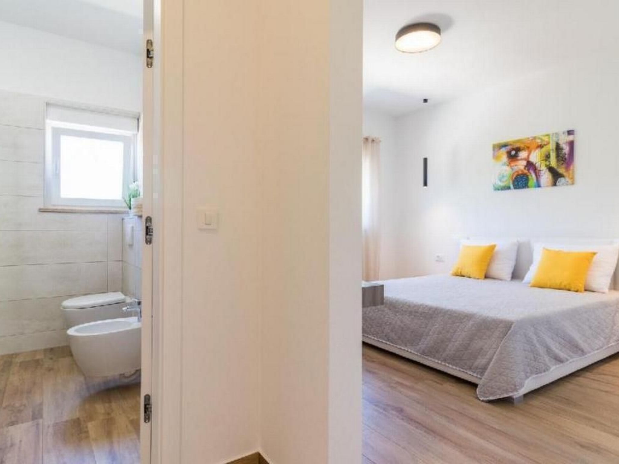 Villa Sanivaro mit beheiztem Pool und Whirlpool-Inside