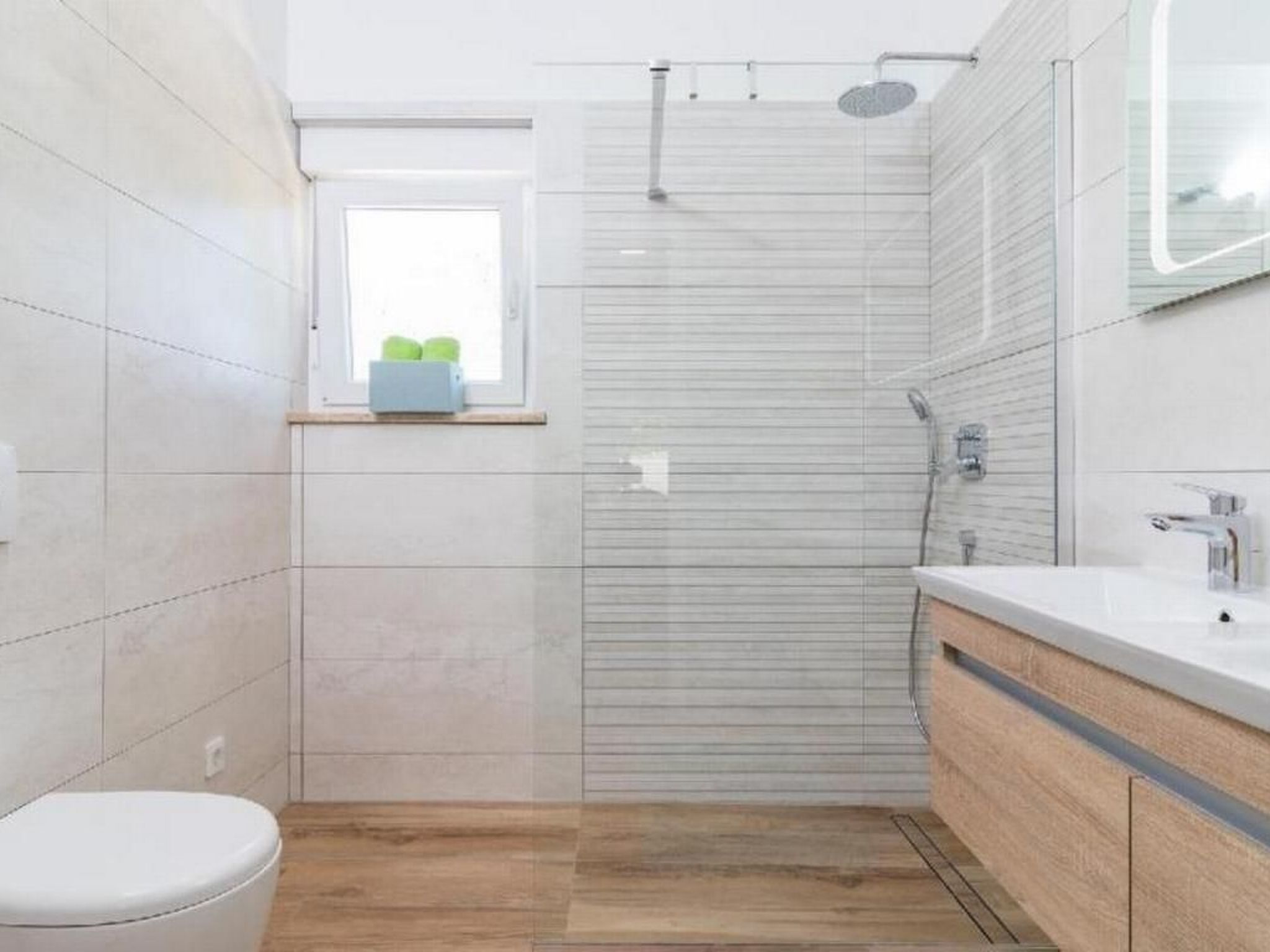 Villa Sanivaro mit beheiztem Pool und Whirlpool-Inside