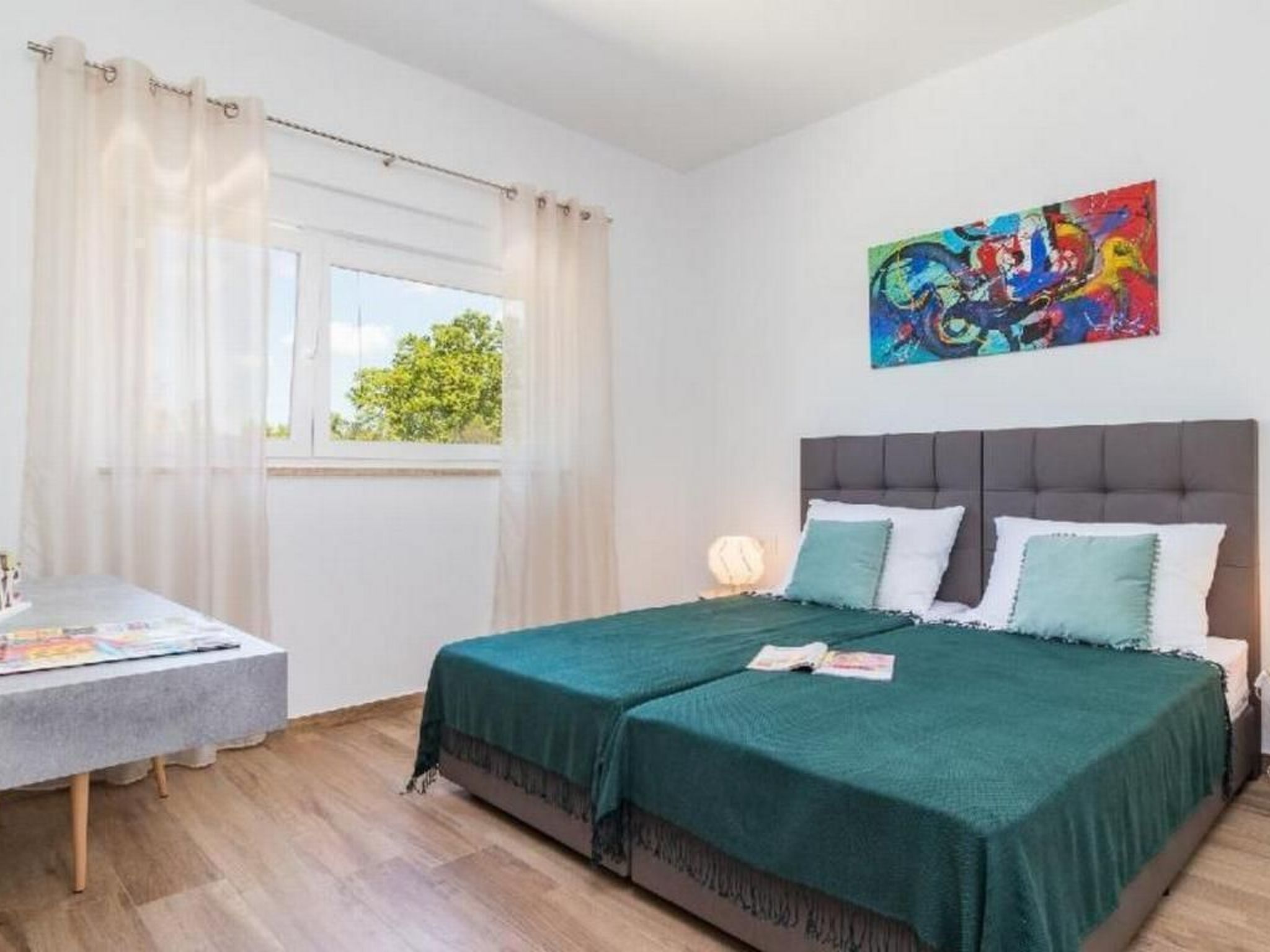 Villa Sanivaro mit beheiztem Pool und Whirlpool-Inside