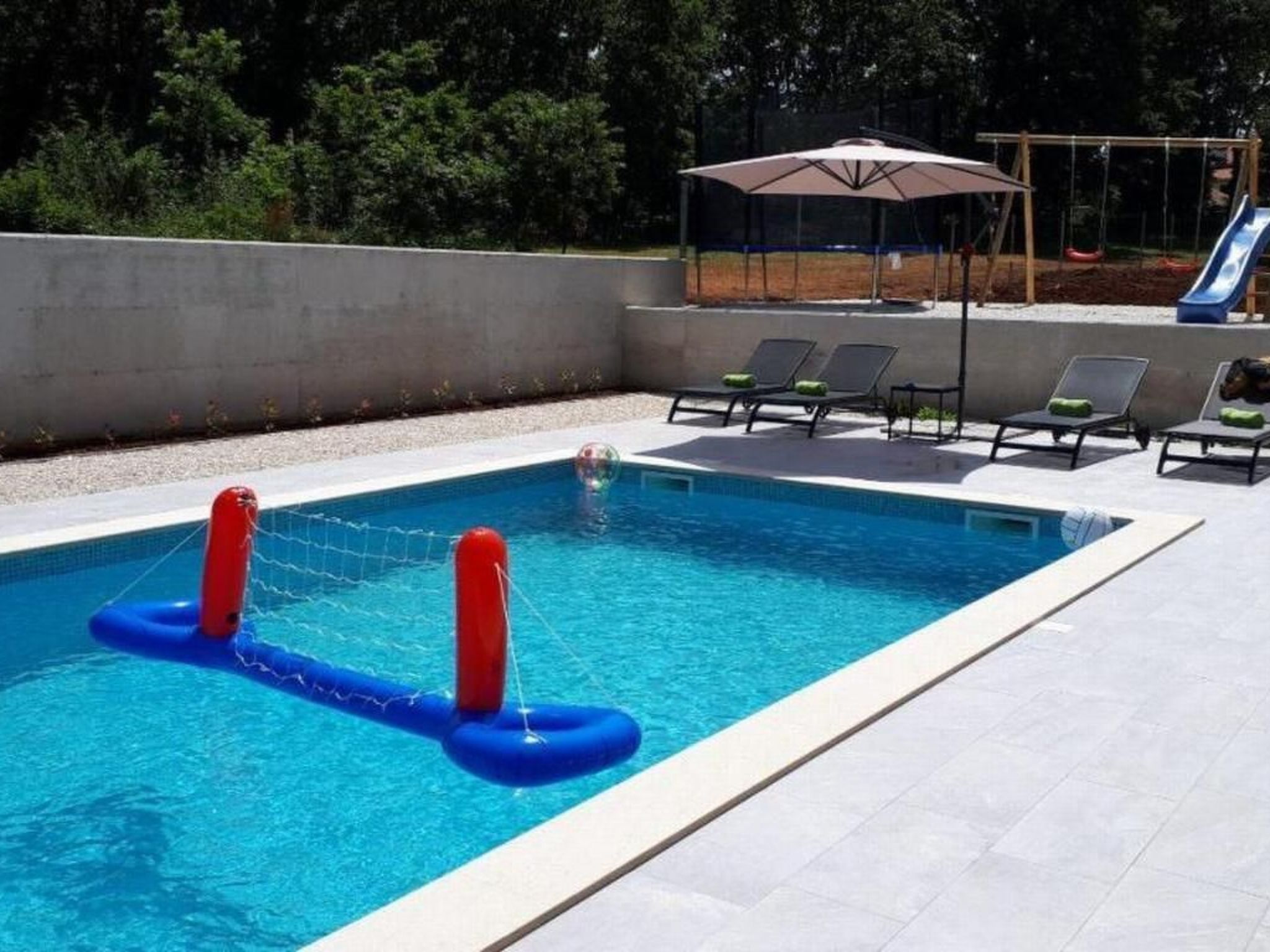 Villa Sanivaro mit beheiztem Pool und Whirlpool-Inside