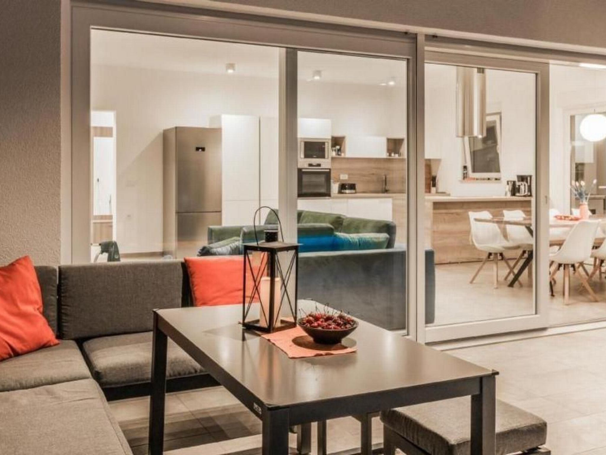 Villa Sanivaro mit beheiztem Pool und Whirlpool-Inside