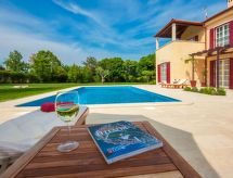 Villa Mirna in Istrië: privé-verwarmd zwembad, tennisbaan & 10 personen - thumbnail 6