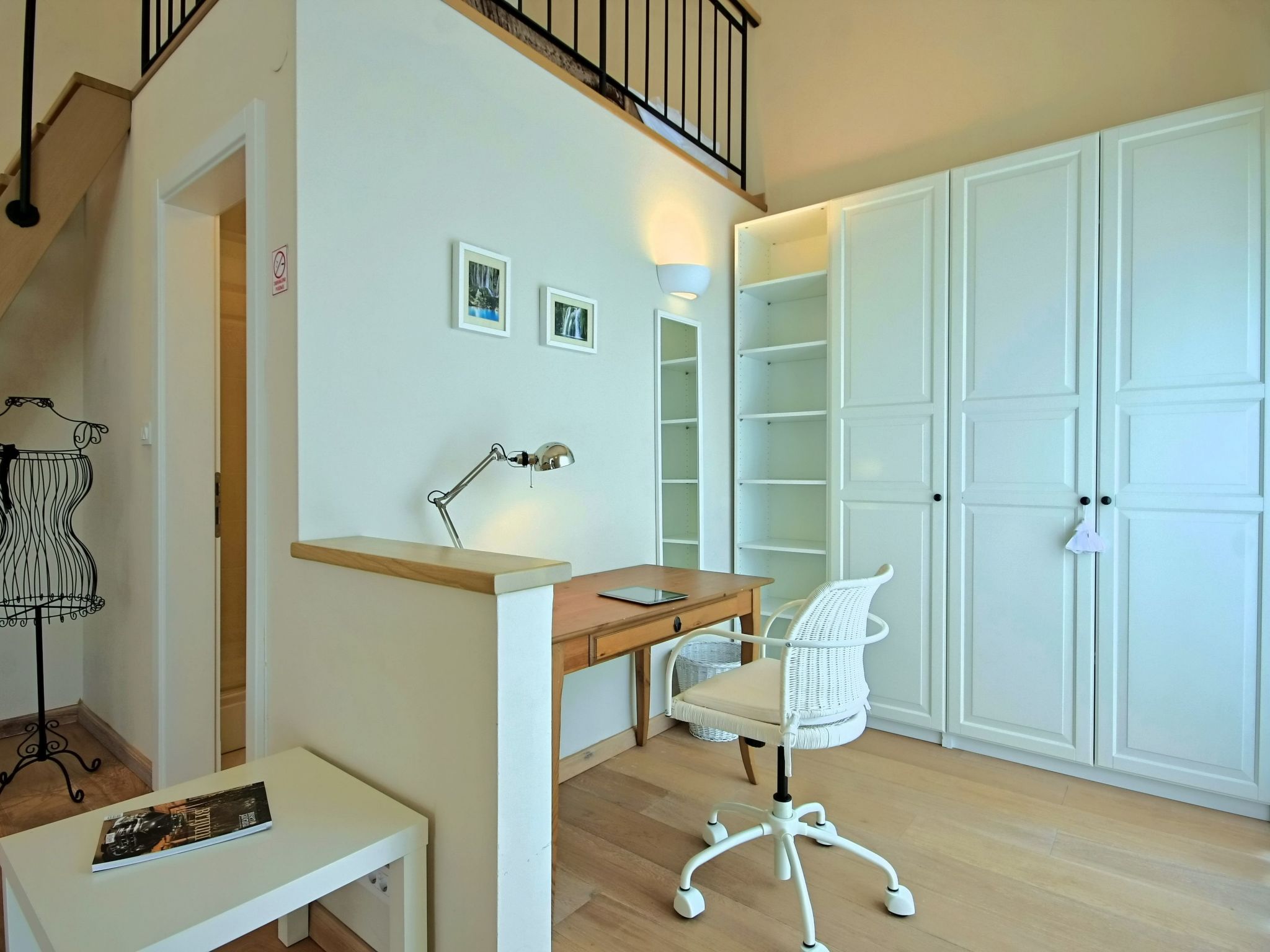 Luxus "Villa Mirna" mit Tennisplatz-Binnen