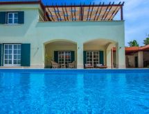 Villa Alma: Luxe vakantievilla met verwarmd zwembad en sauna in hart van Istrië - thumbnail 3