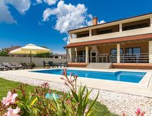 Luxe vrijstaande villa met verwarmd privézwembad in Istrië - thumbnail 3