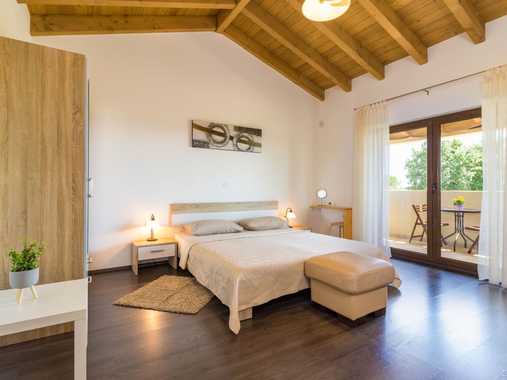 Beeindruckende Luxusvilla mit beheiztem Privatpool-Binnen