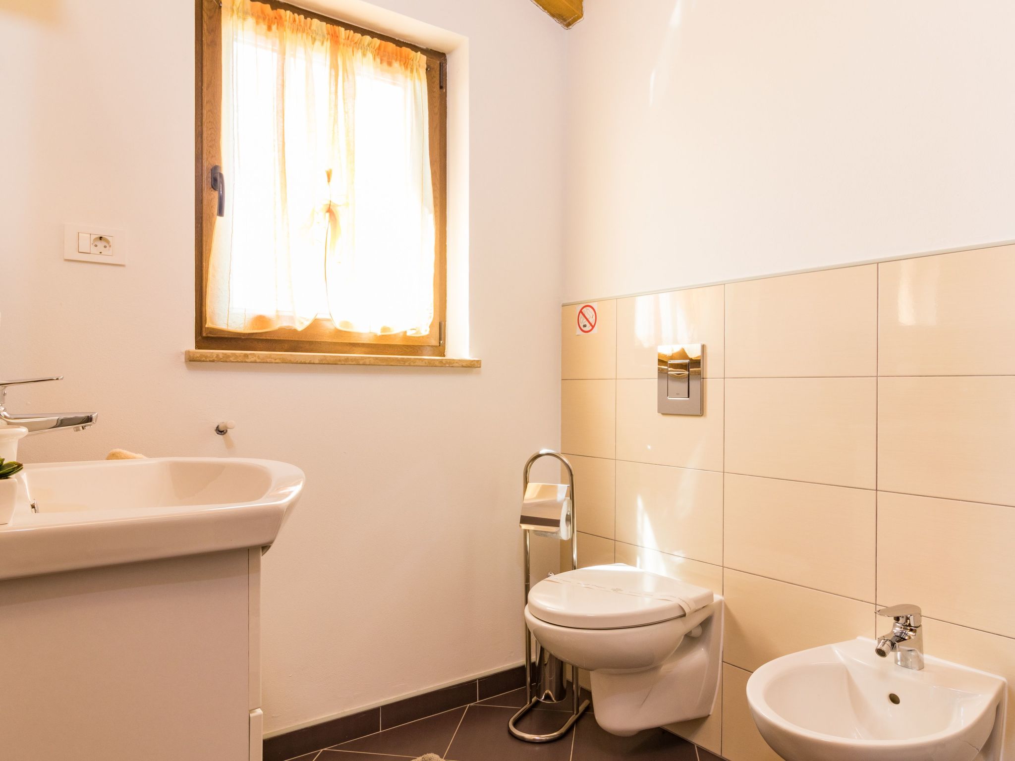 Beeindruckende Luxusvilla mit beheiztem Privatpool-Binnen