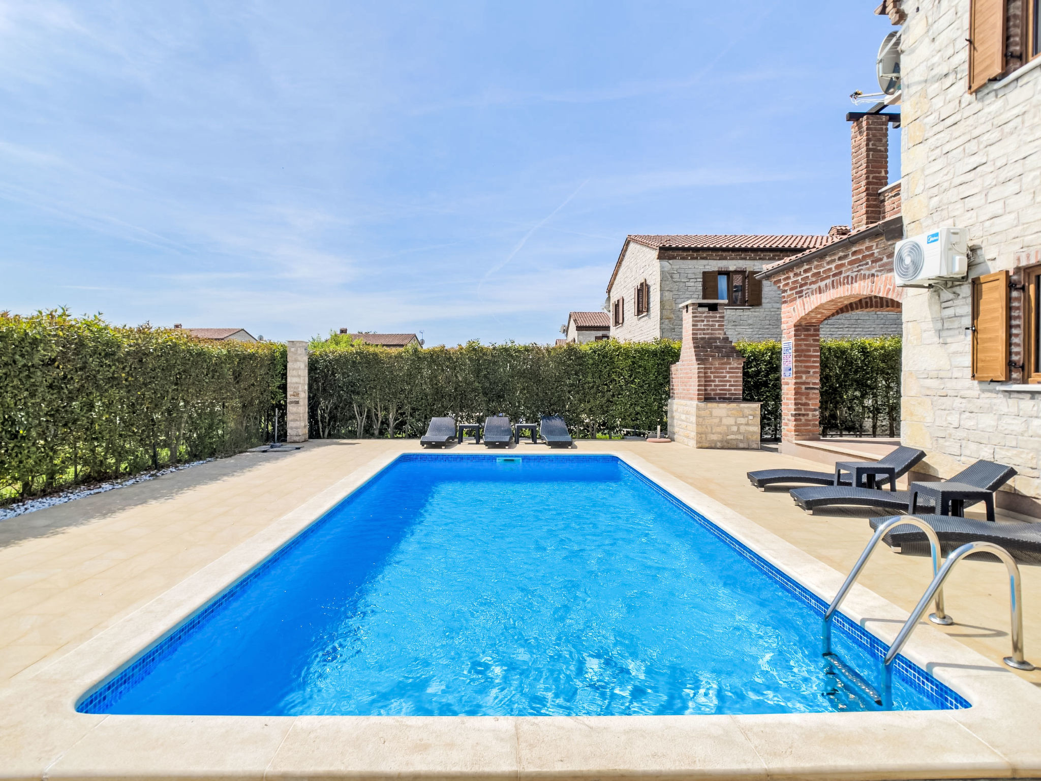 Maison Villa Berenice – Piscine extérieure, photo 13 sur 50