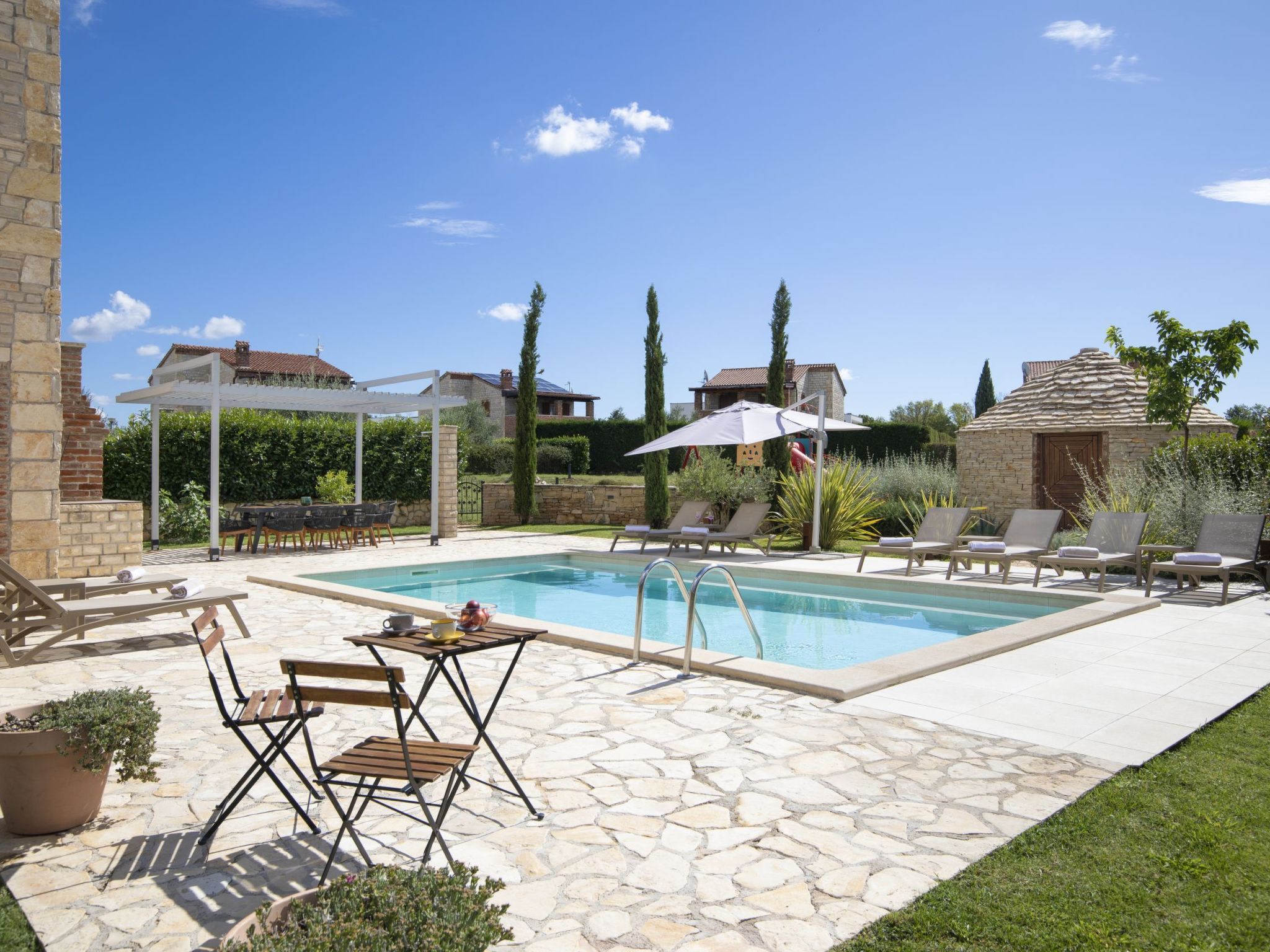 Villa Paradis 13-Binnen