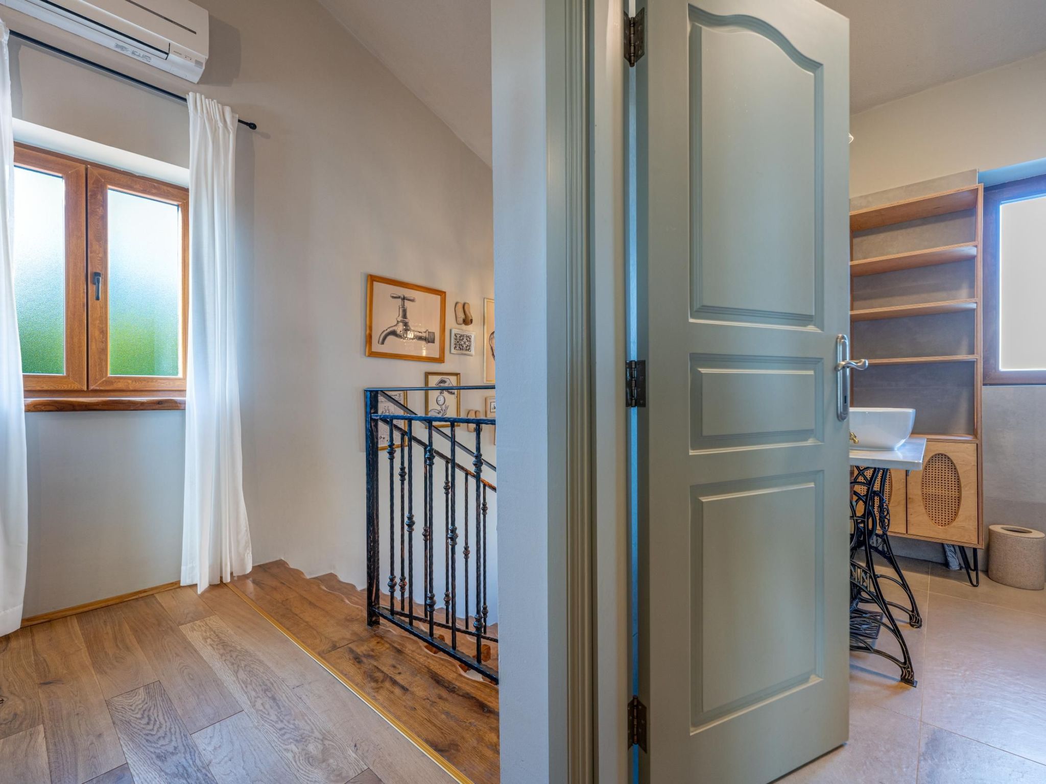 Villa Paradis 13-Binnen