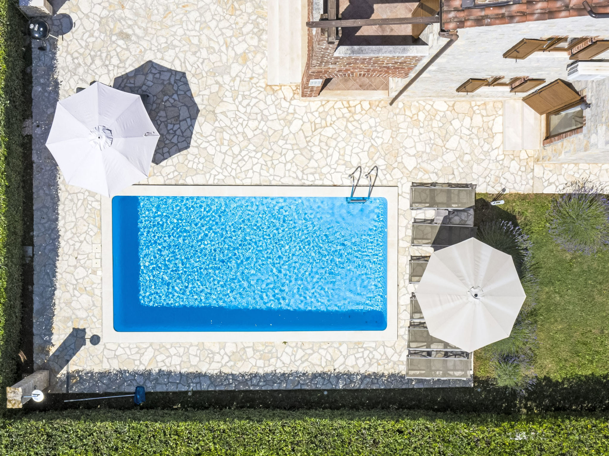 "Paradis 6" mit Whirlpool - Outside