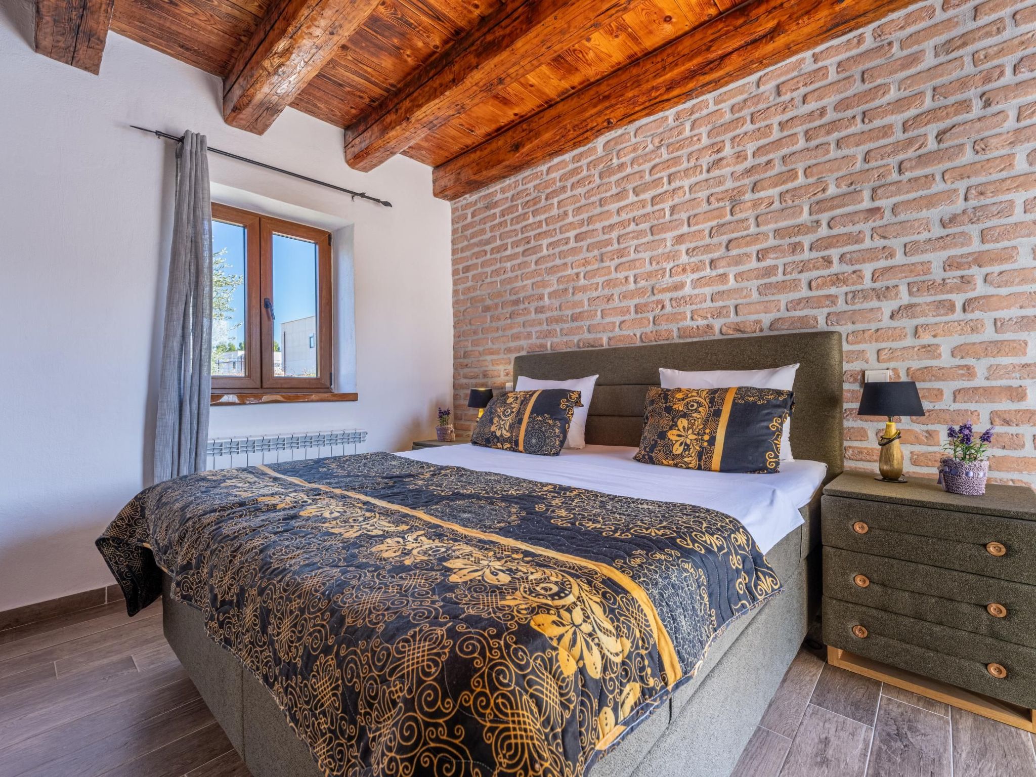 "Paradis 6" mit Whirlpool-Inside