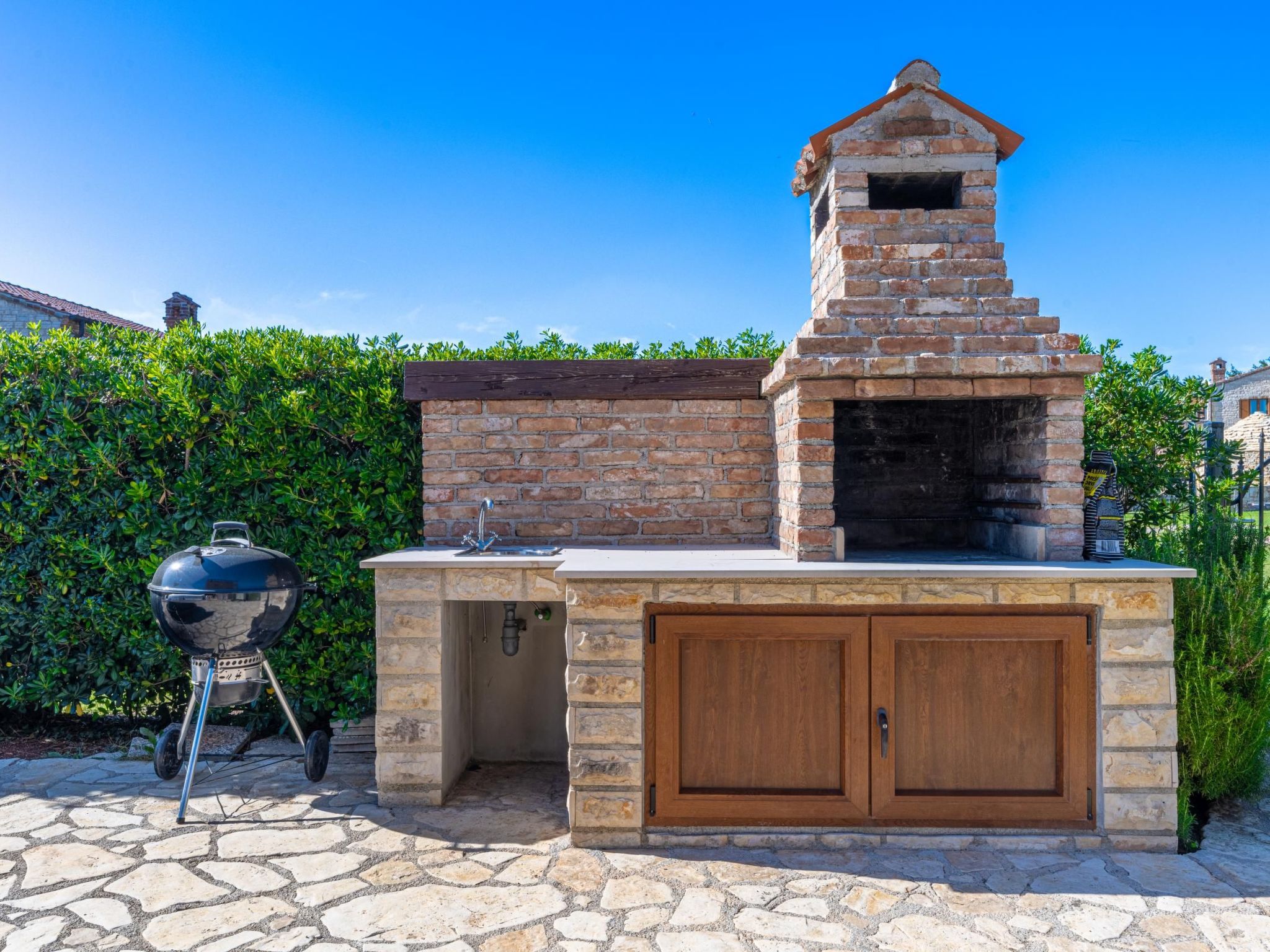 "Paradis 6" mit Whirlpool-Inside