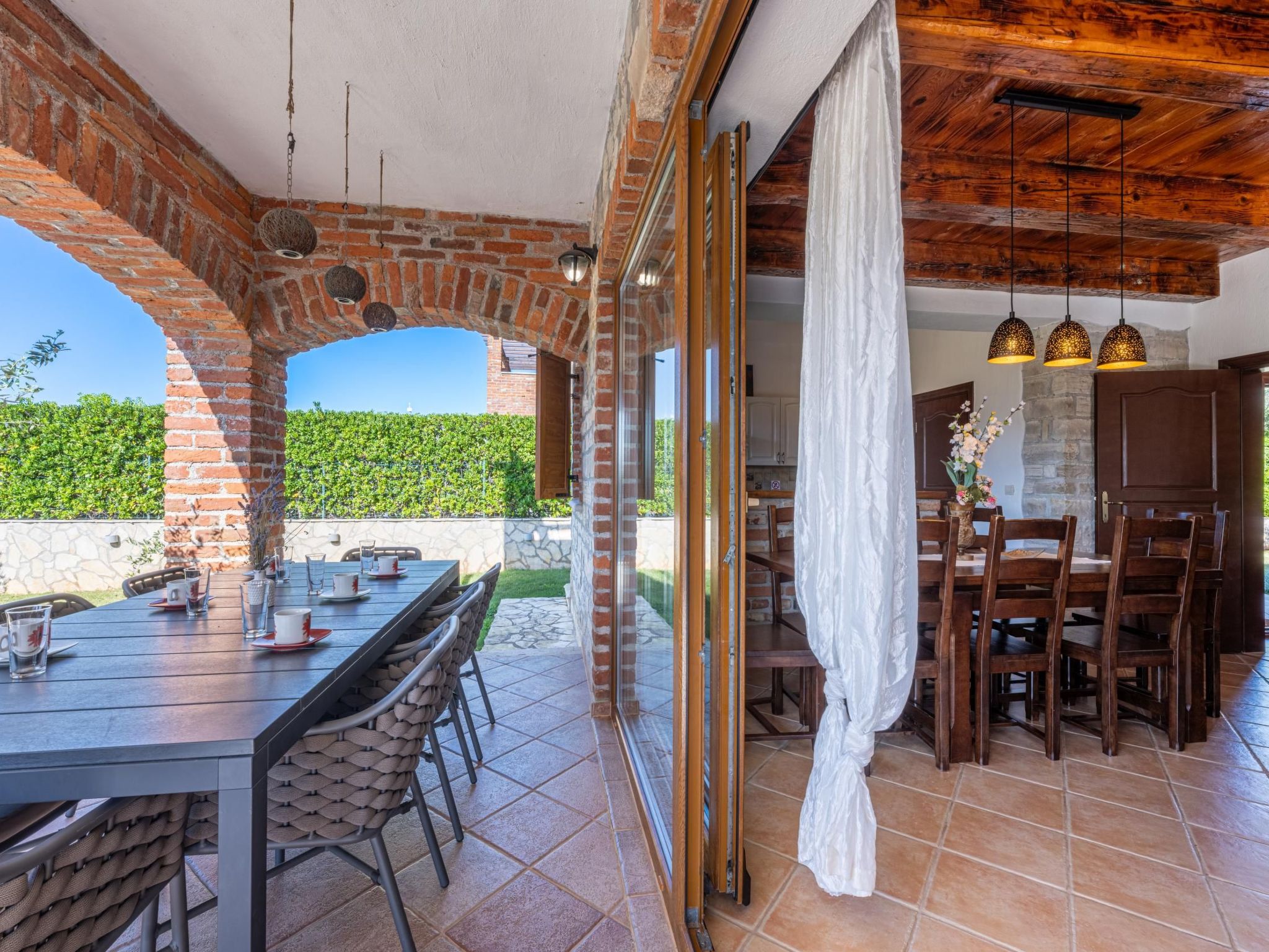 "Paradis 6" mit Whirlpool-Inside